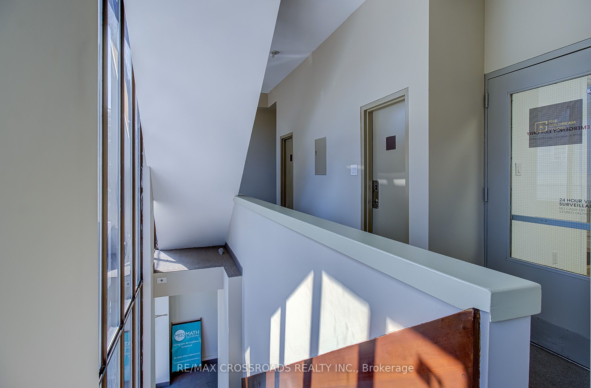 2017 Danforth Avenue 2nd Floor Property Photo 26