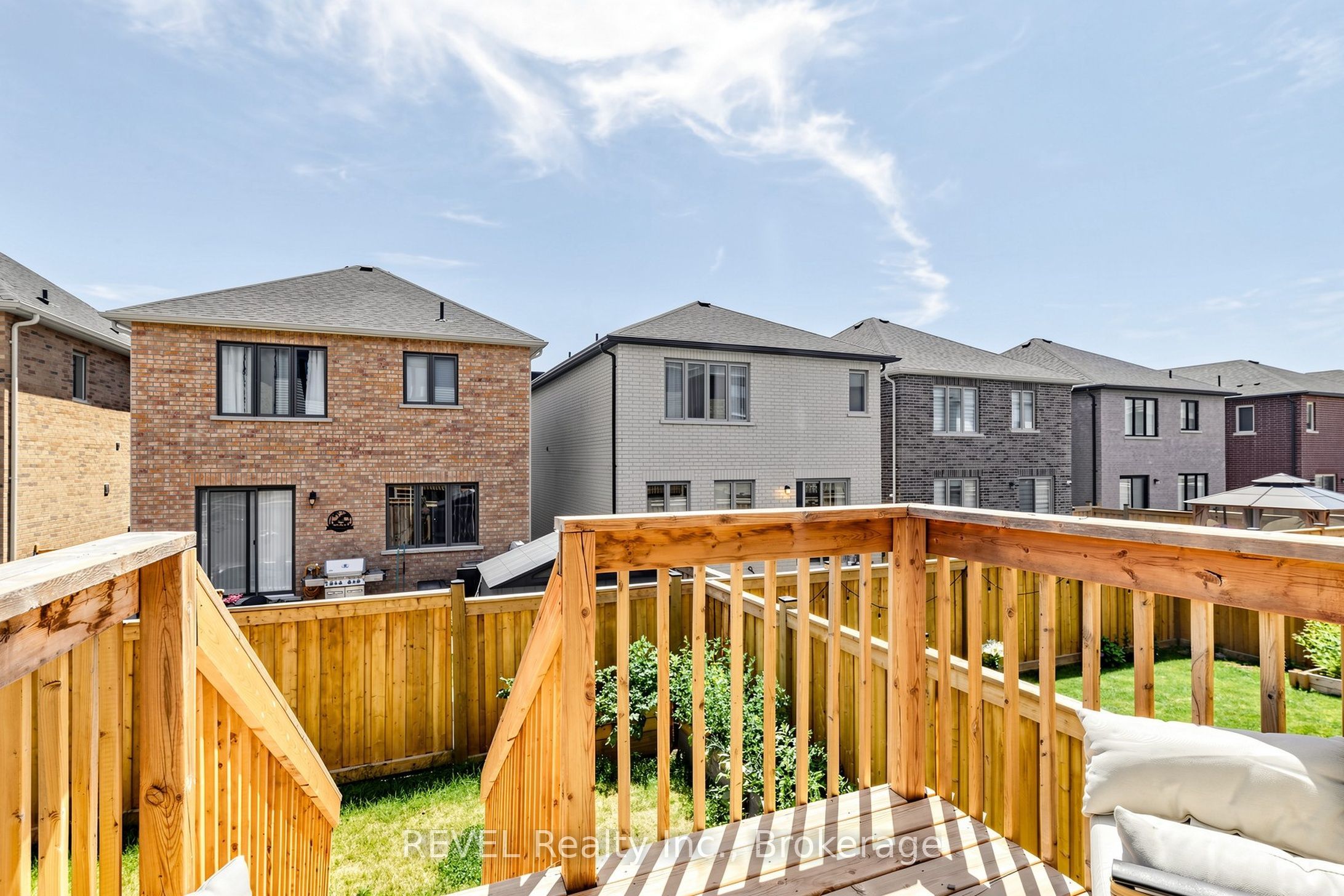 993 Lockie Drive Property Photo 43