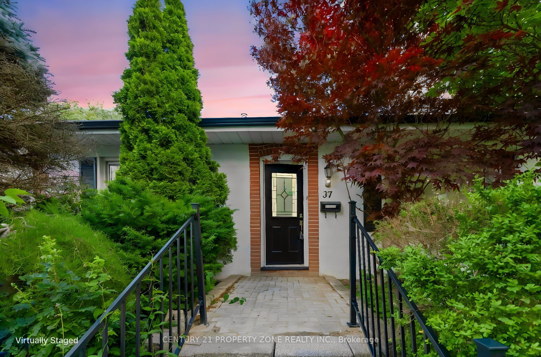 37 Adanac Drive Property Photo 2