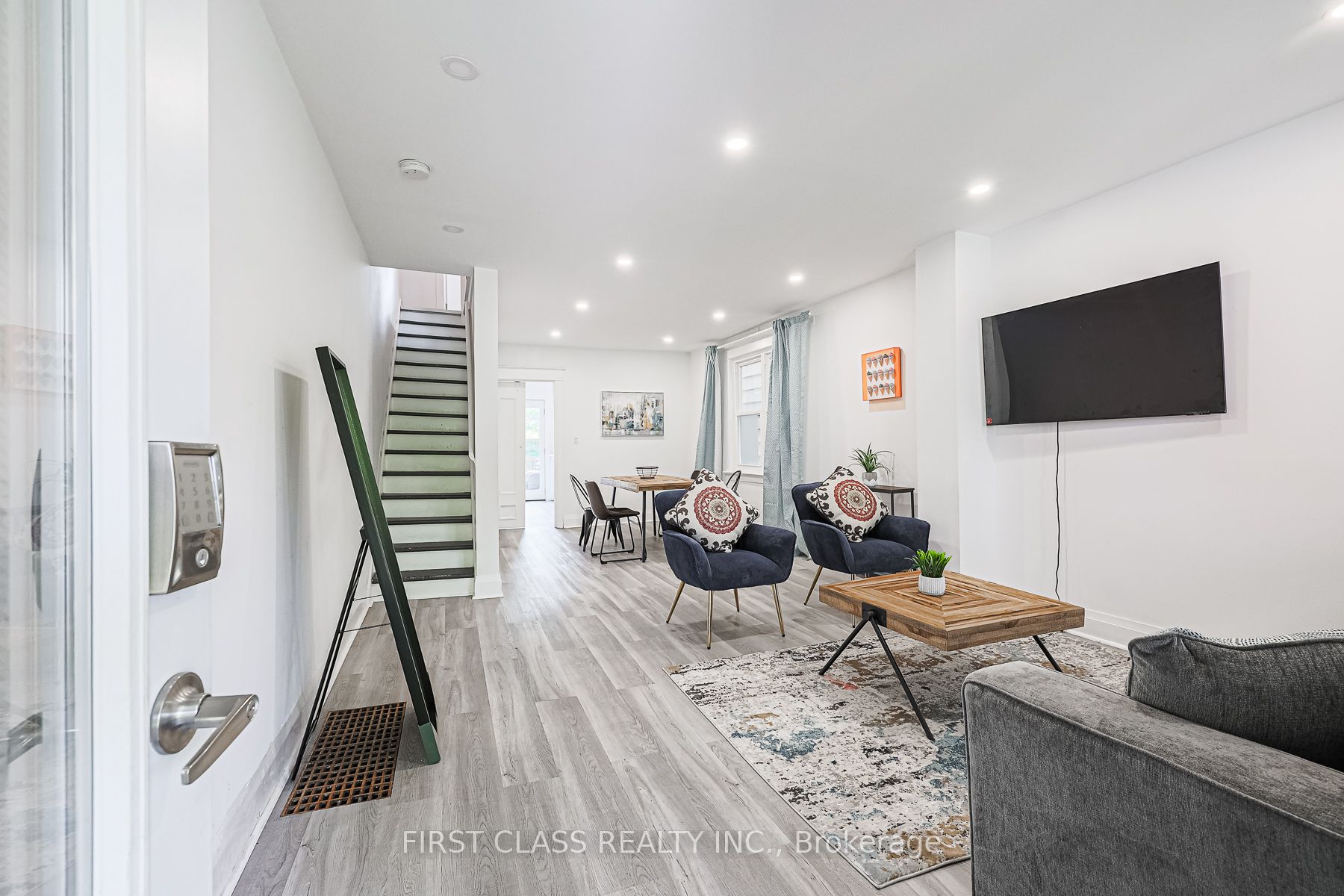 53 Aldridge Avenue Property Photo 1