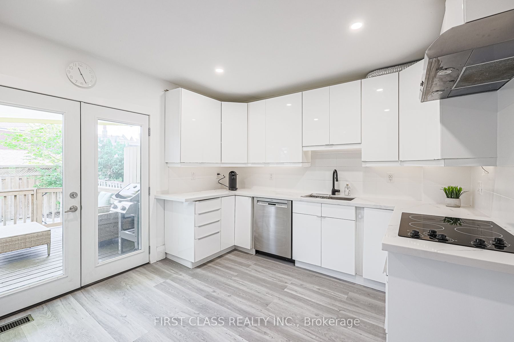 53 Aldridge Avenue Property Photo 10