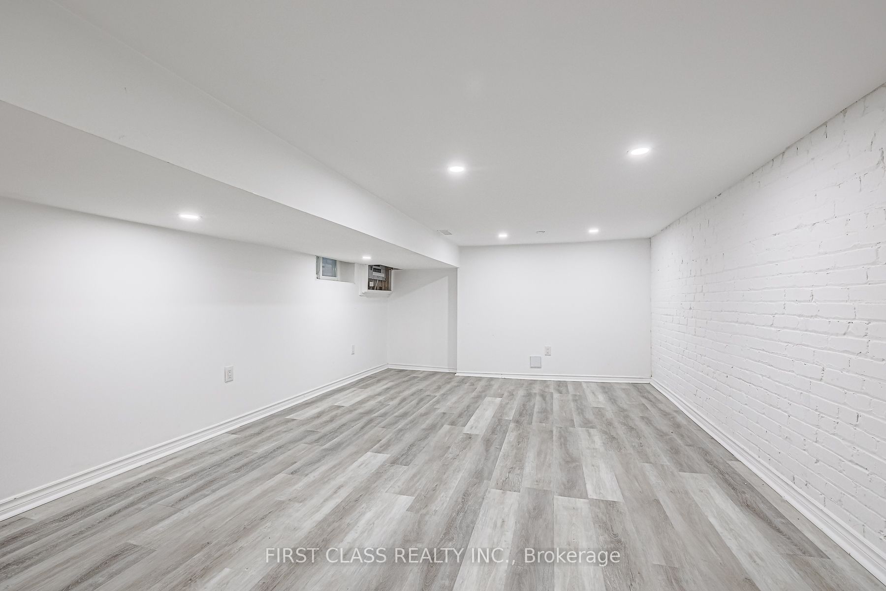 53 Aldridge Avenue Property Photo 20
