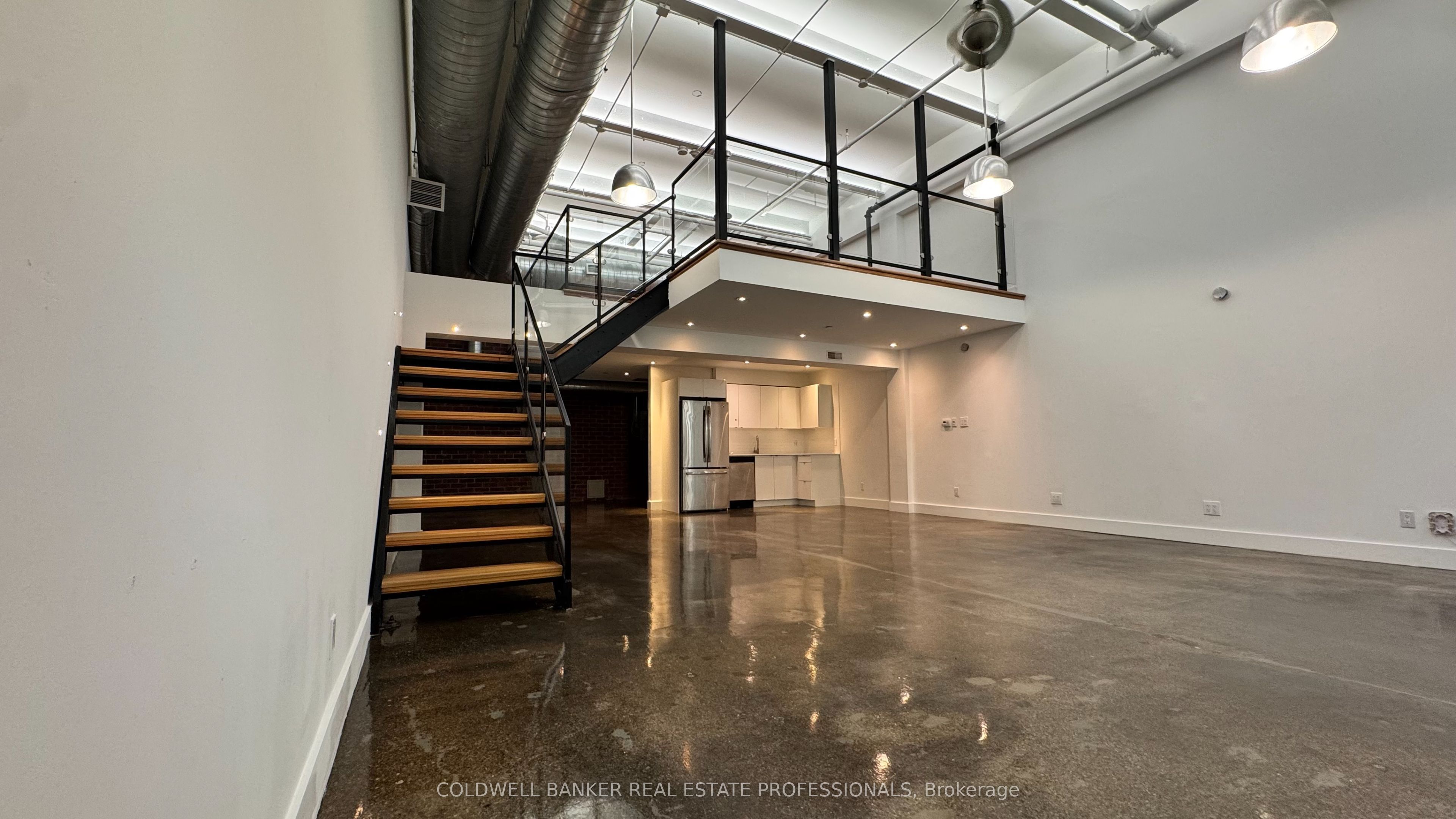 1159 Dundas Street E 158 Property Photo 3