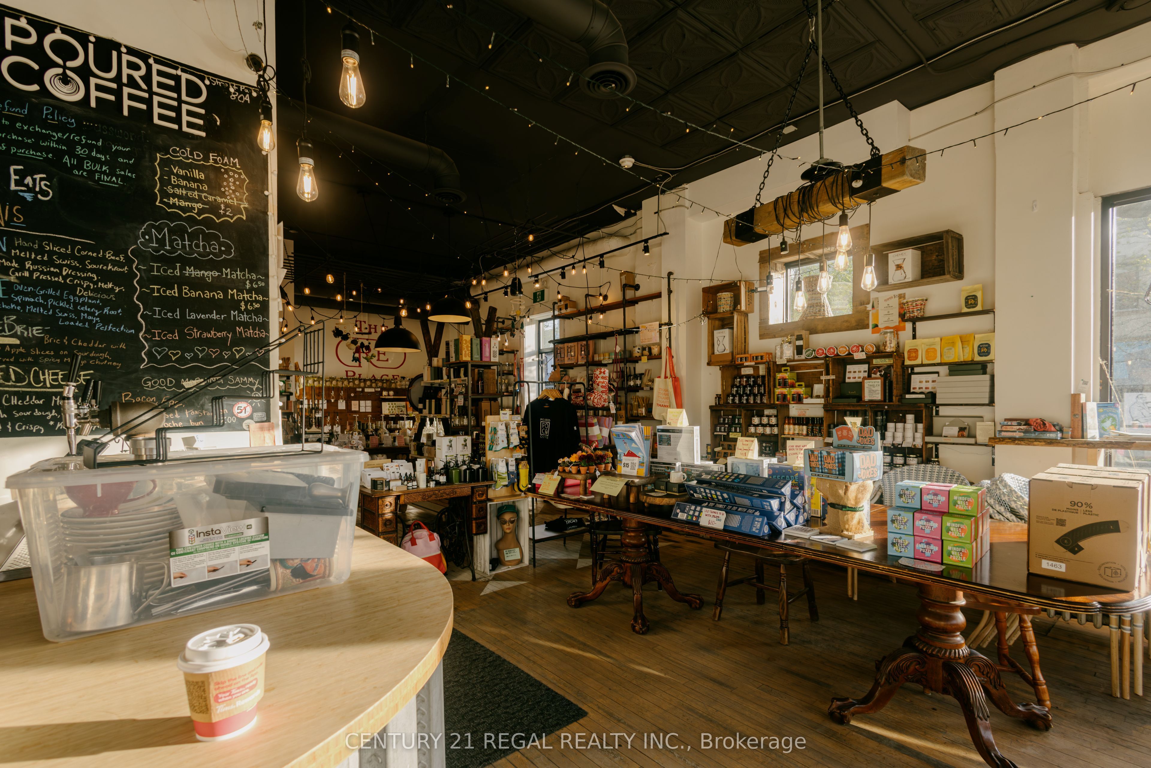 2165 Danforth Avenue Property Photo 8