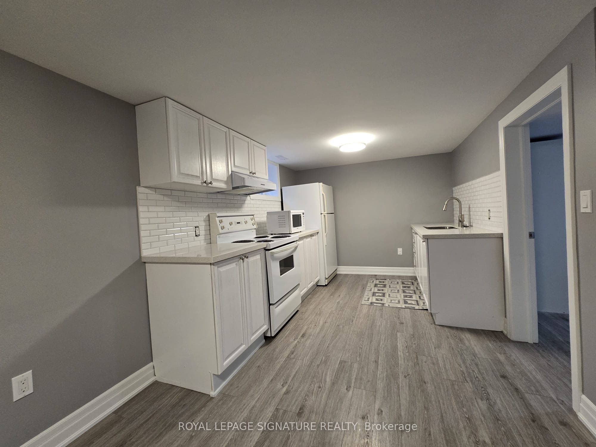 141 Phillip Avenue Lower Property Photo 9