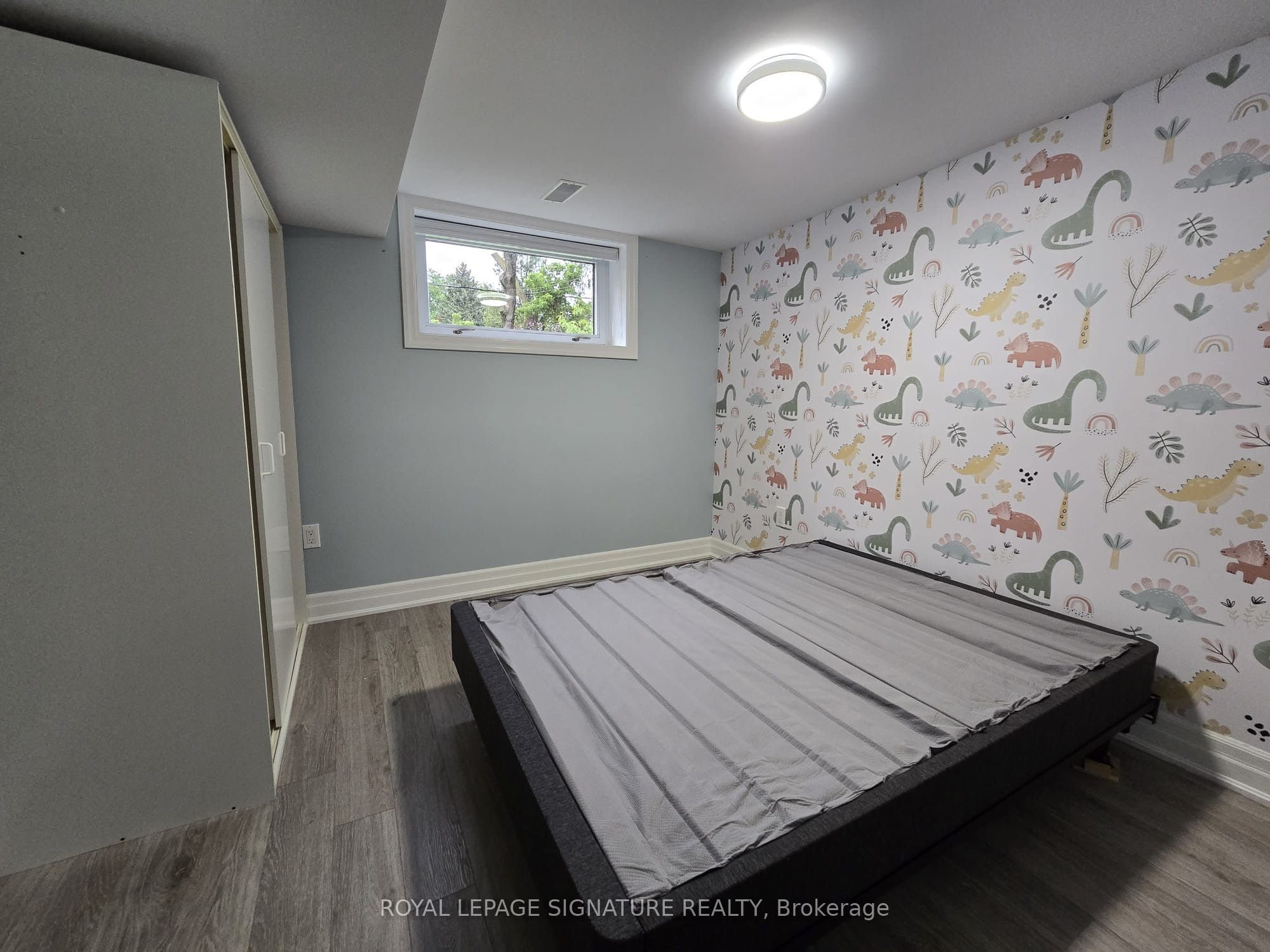 141 Phillip Avenue Lower Property Photo 12