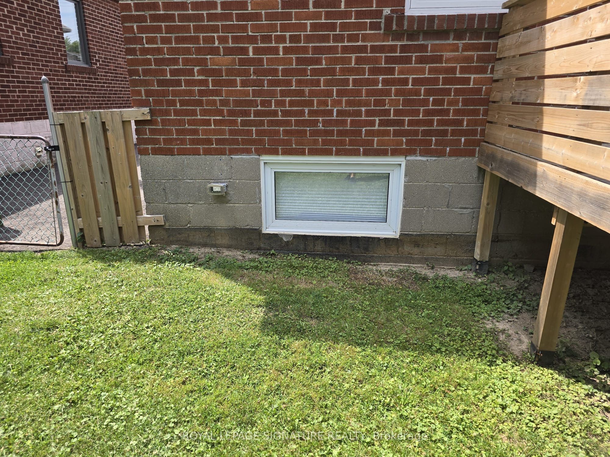 141 Phillip Avenue Lower Property Photo 14