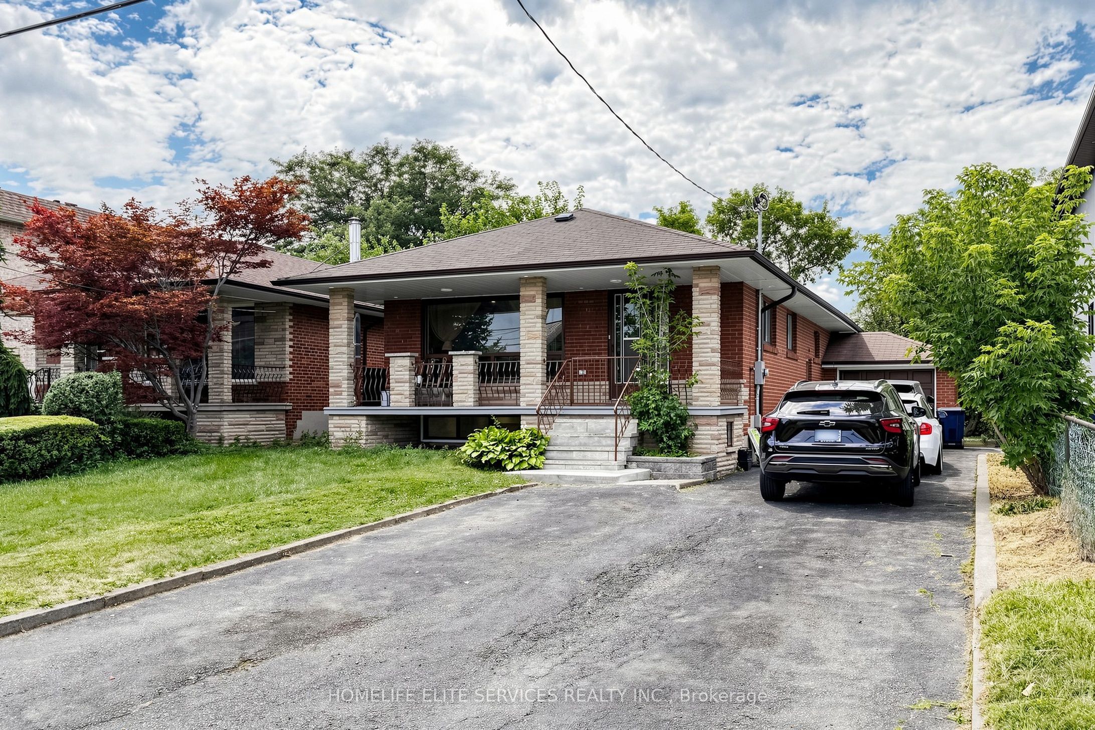 76 Gooderham Drive Property Photo 4