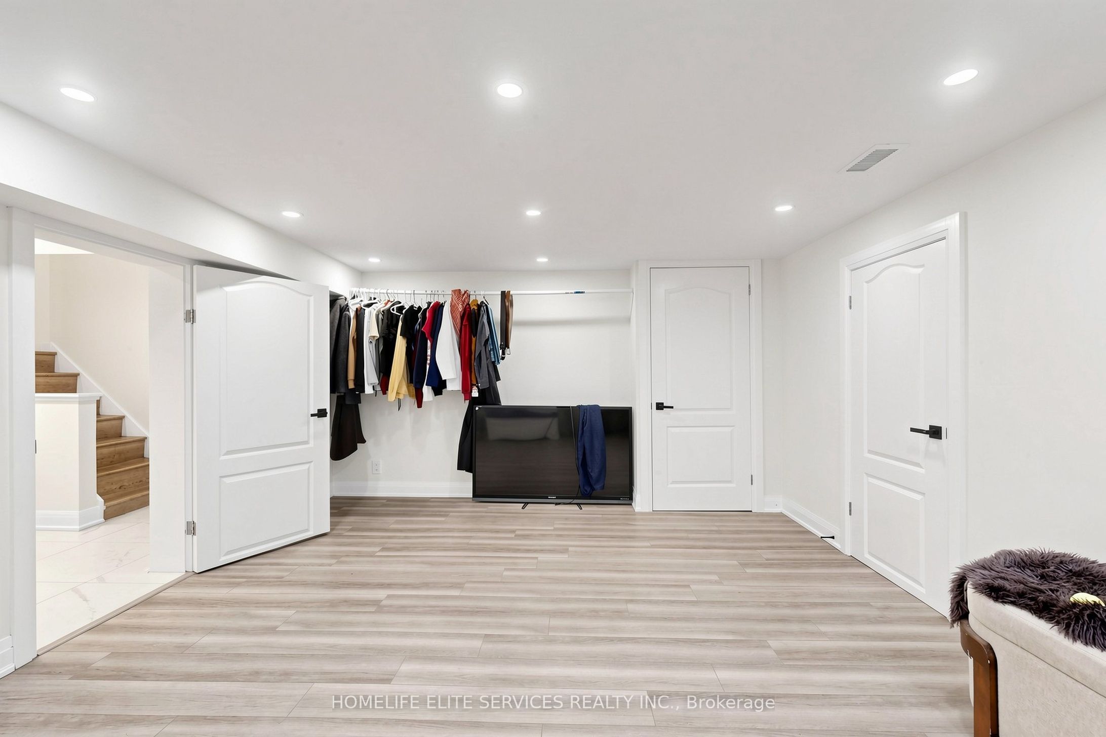 76 Gooderham Drive Property Photo 30