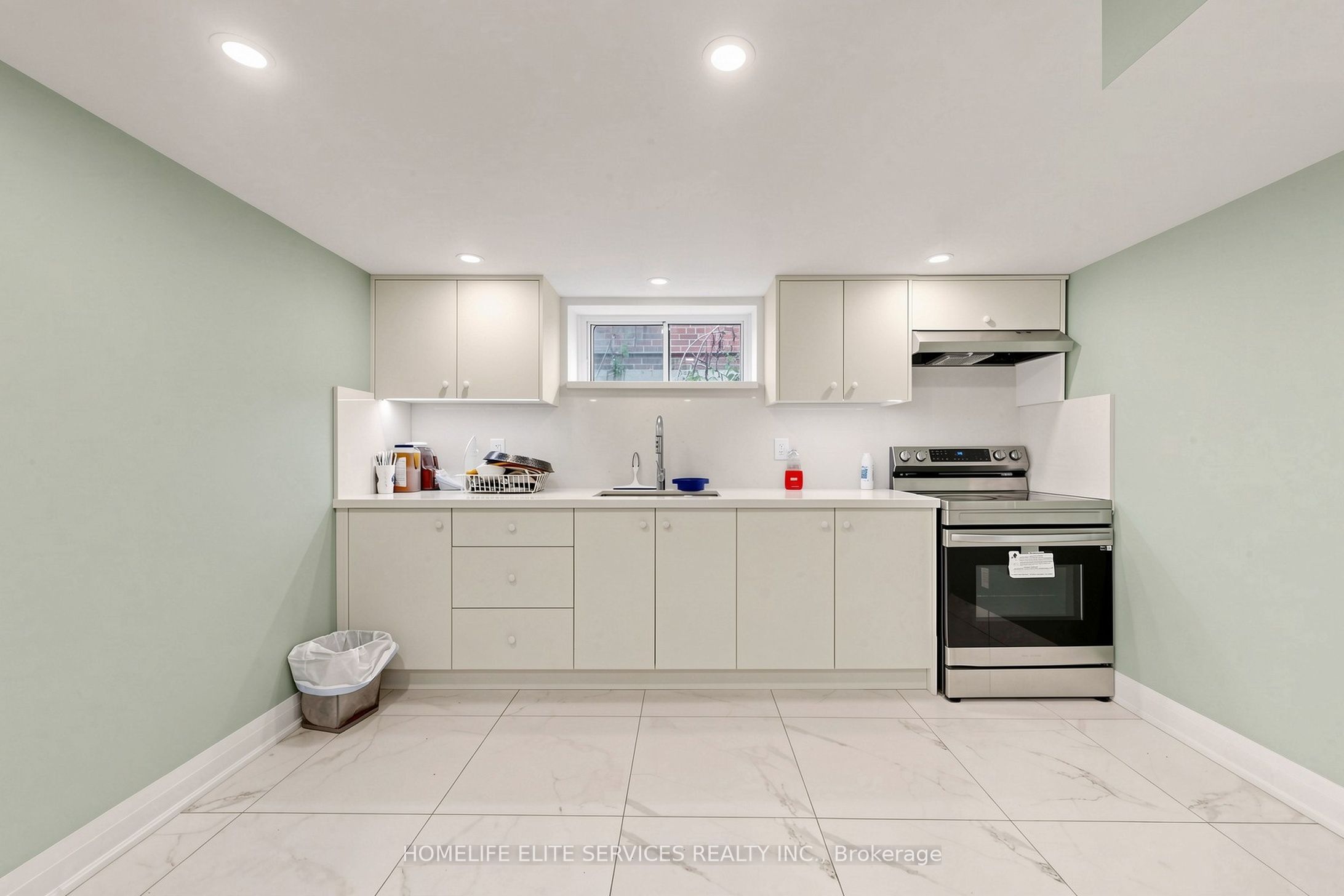 76 Gooderham Drive Property Photo 32