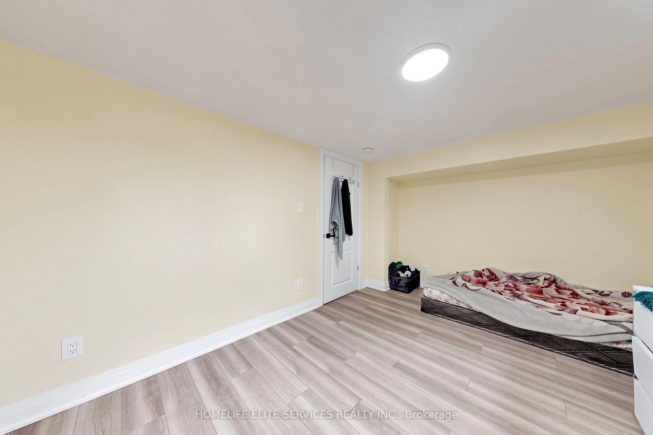 76 Gooderham Drive Property Photo 39