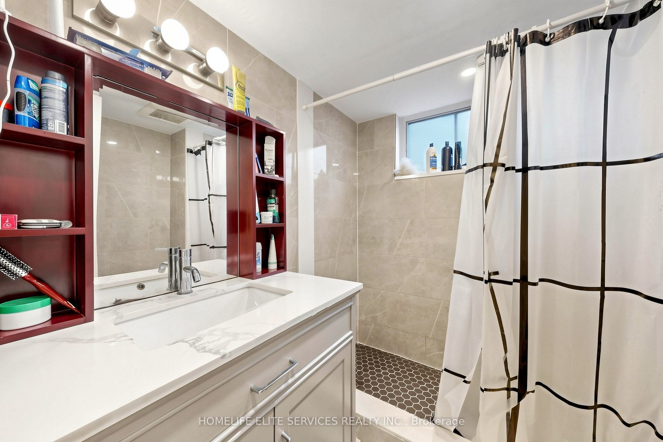 76 Gooderham Drive Property Photo 40