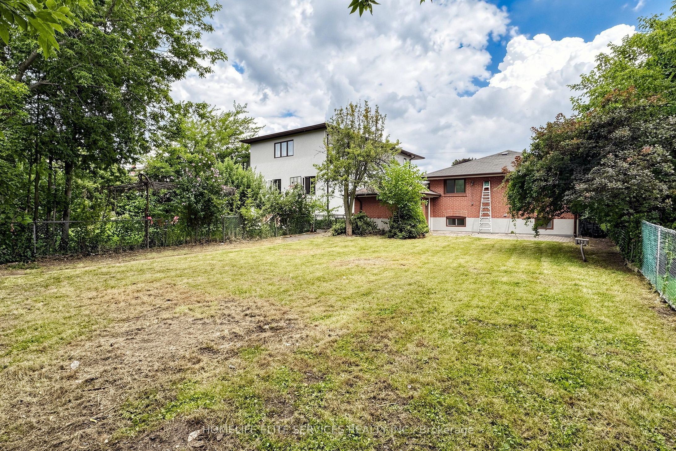 76 Gooderham Drive Property Photo 47