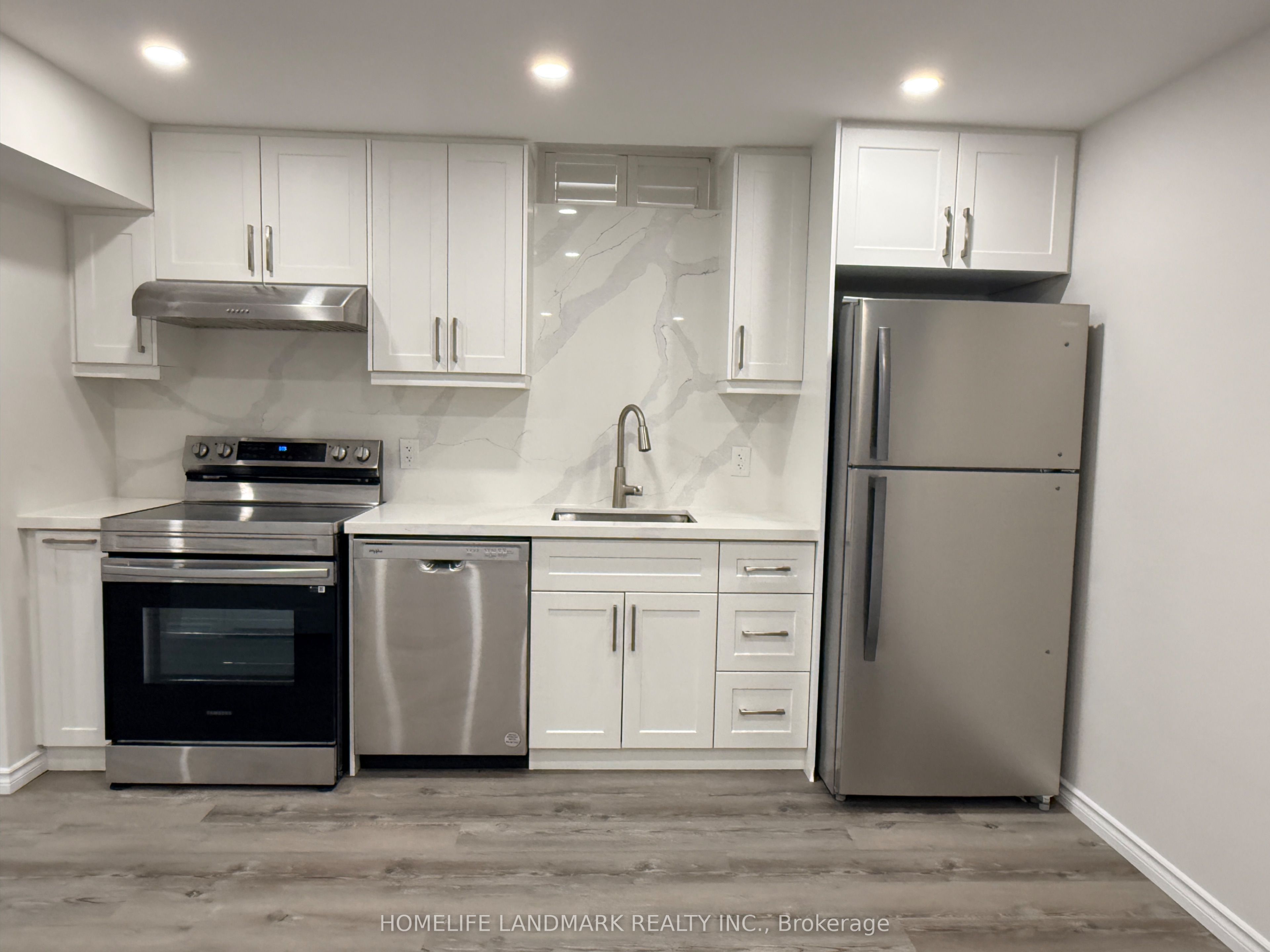 2313 Secreto Drive Property Photo 25