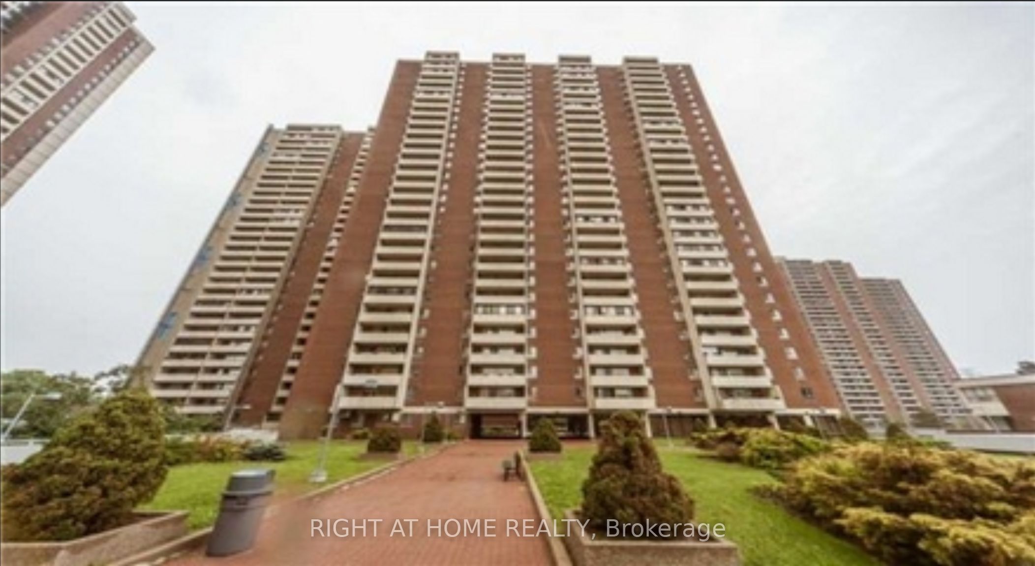 1 Massey Square 2819 Property Photo 1