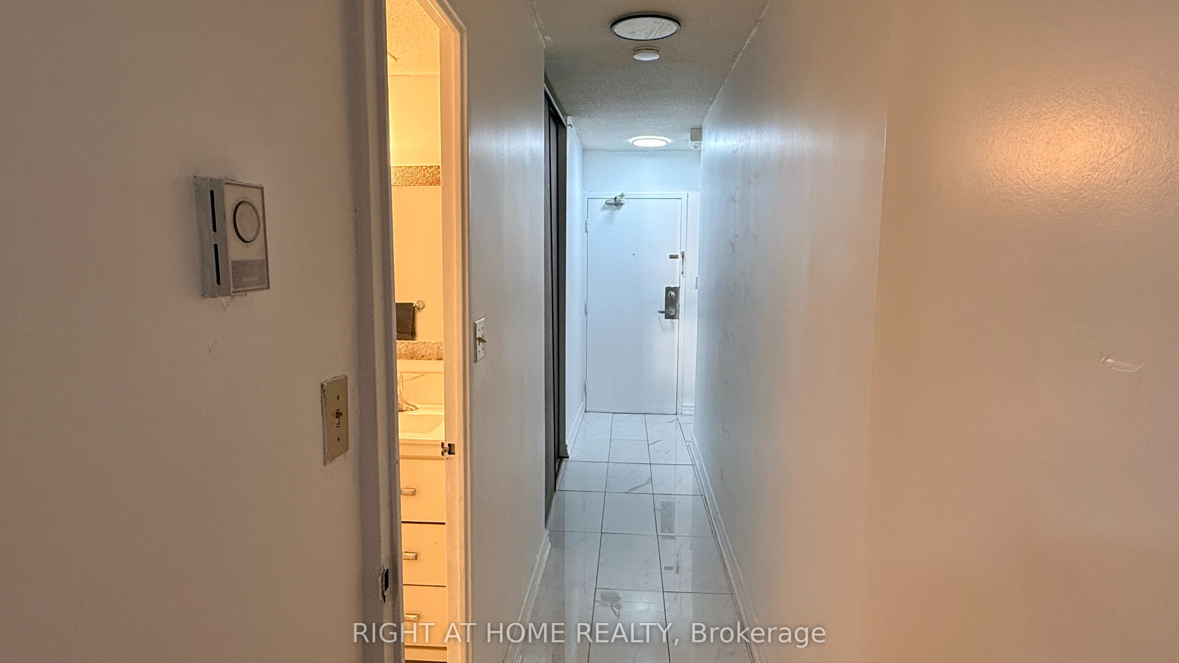 1 Massey Square 2819 Property Photo 4