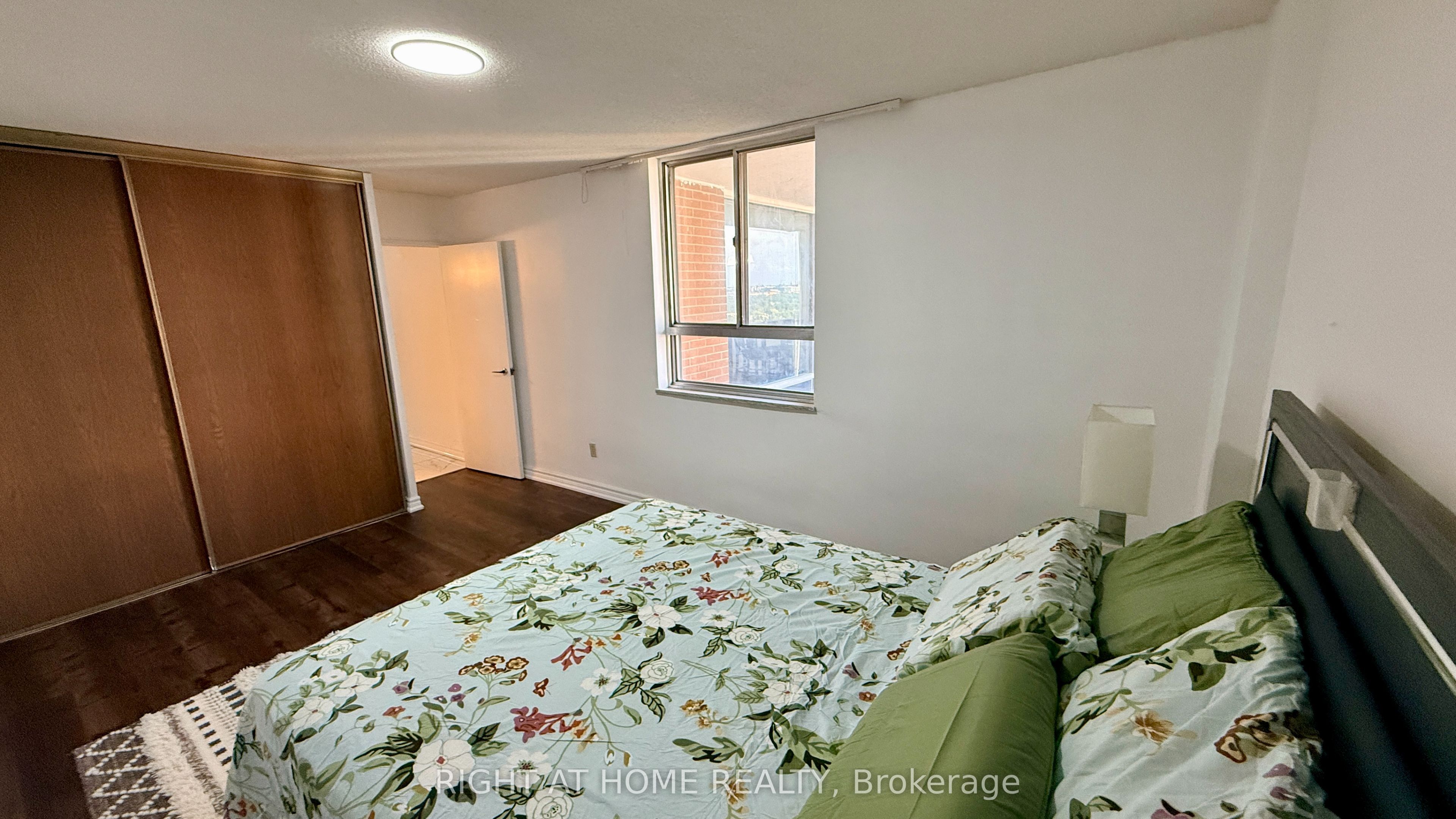 1 Massey Square 2819 Property Photo 6