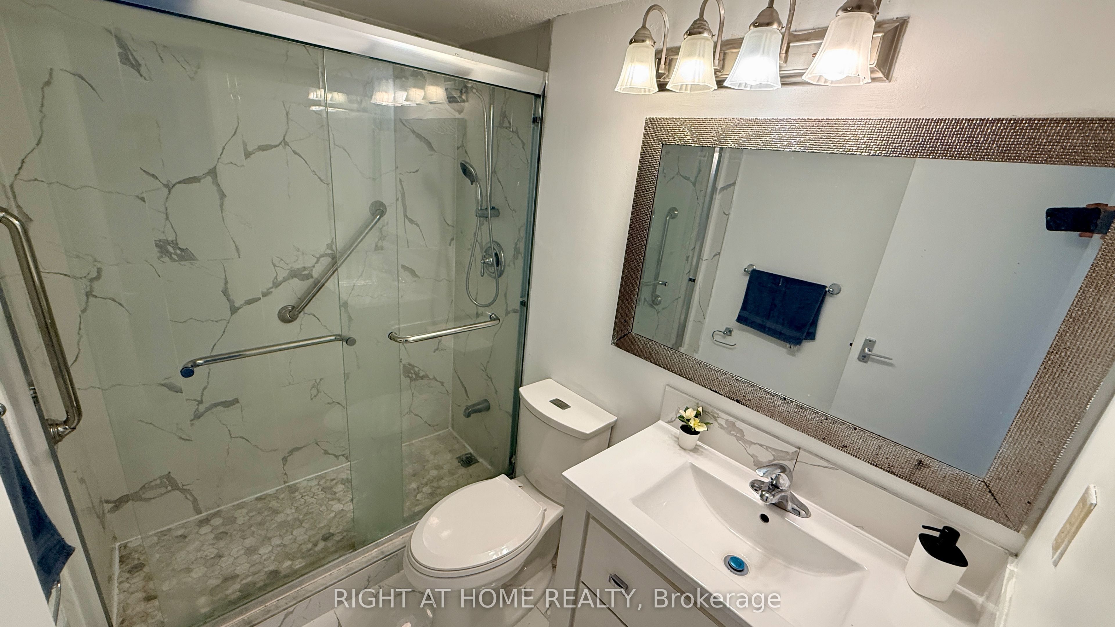 1 Massey Square 2819 Property Photo 7