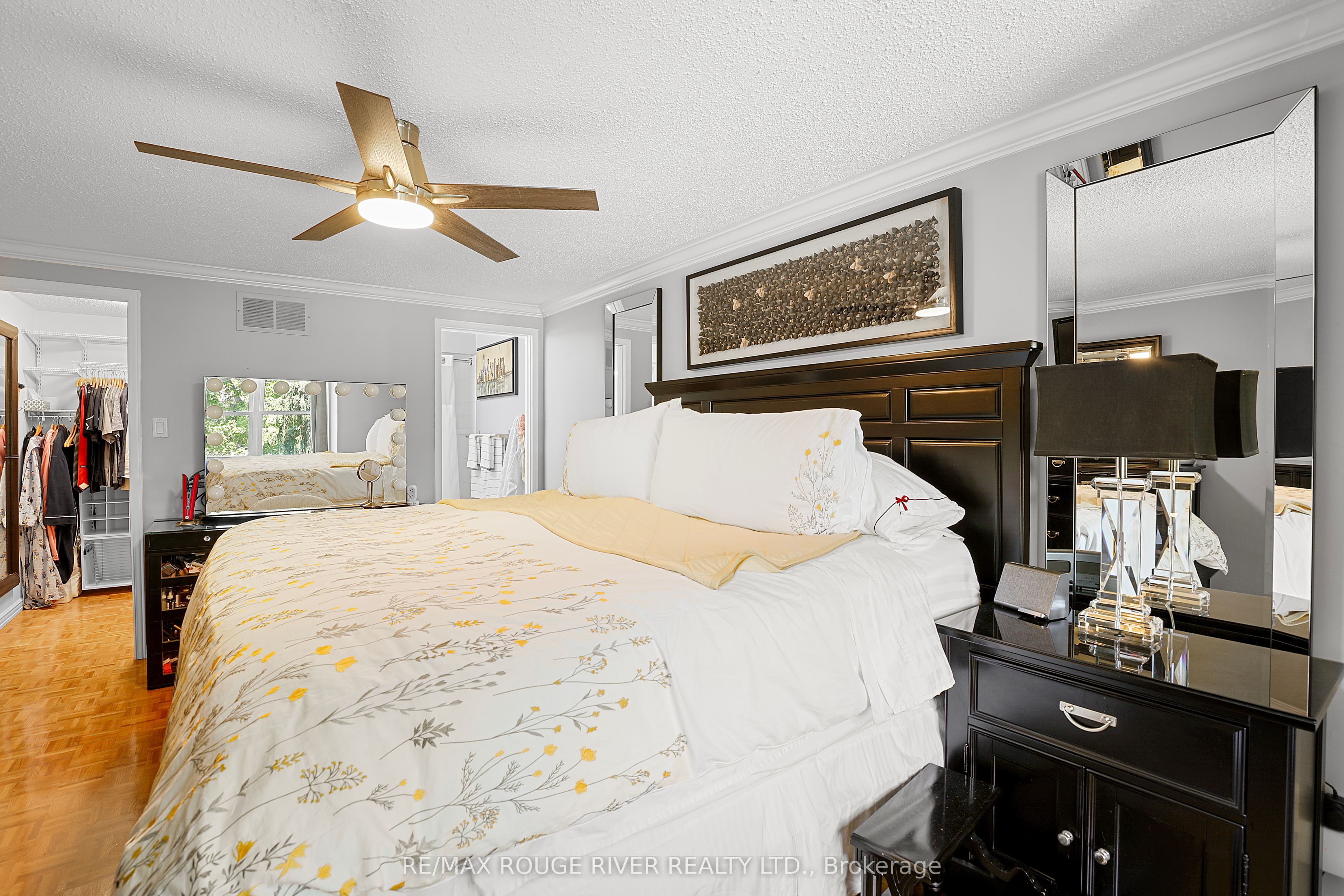 11 Canmore Boulevard Property Photo 24