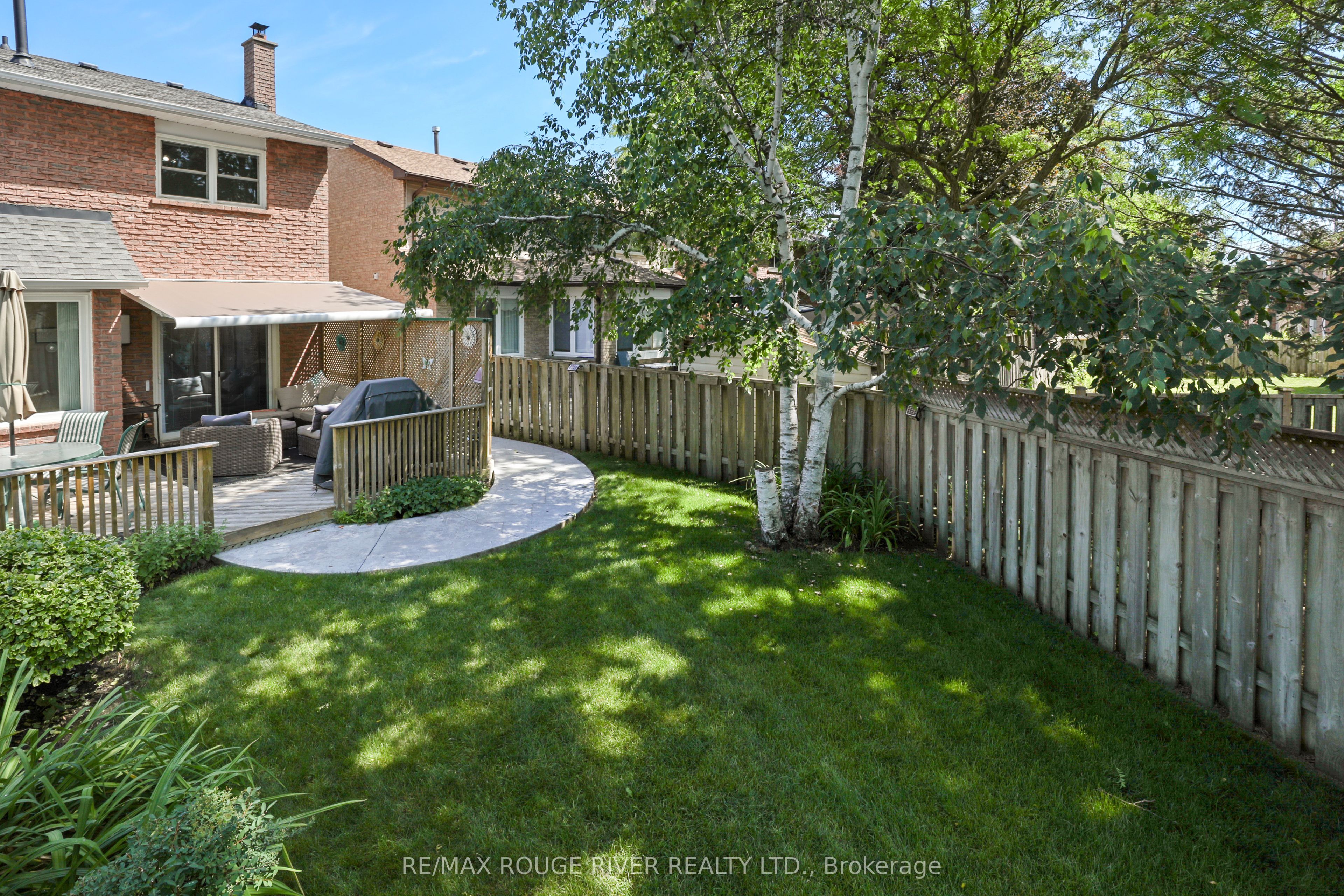 11 Canmore Boulevard Property Photo 36