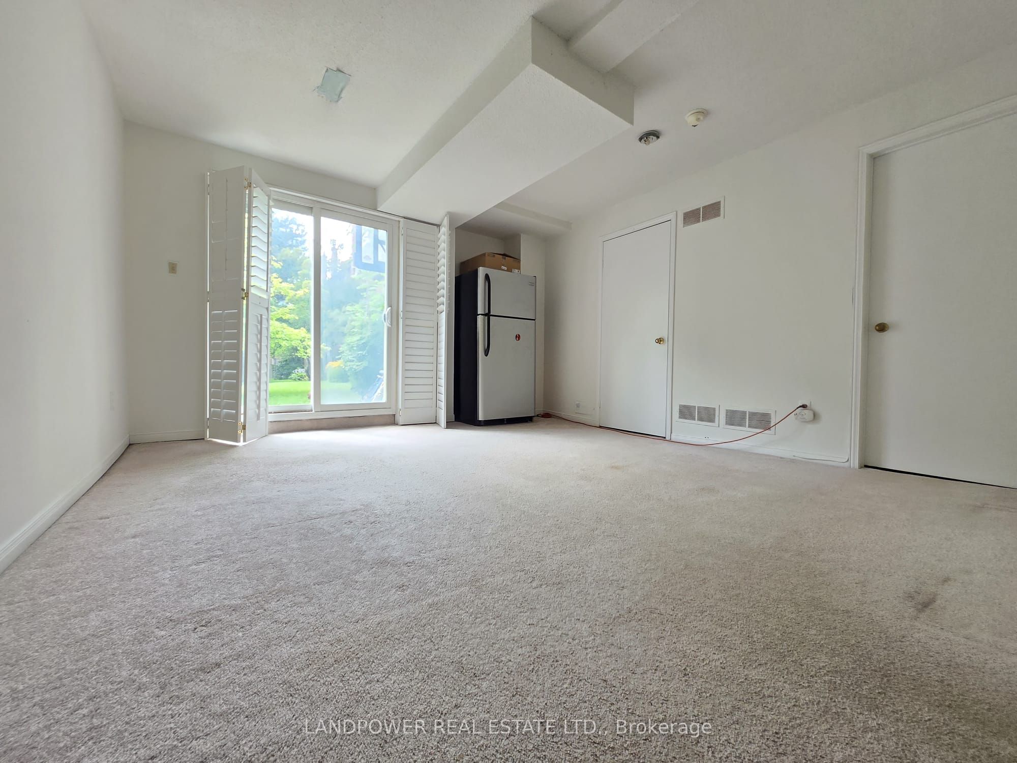 10 Cardwell Avenue 75 Property Photo 37