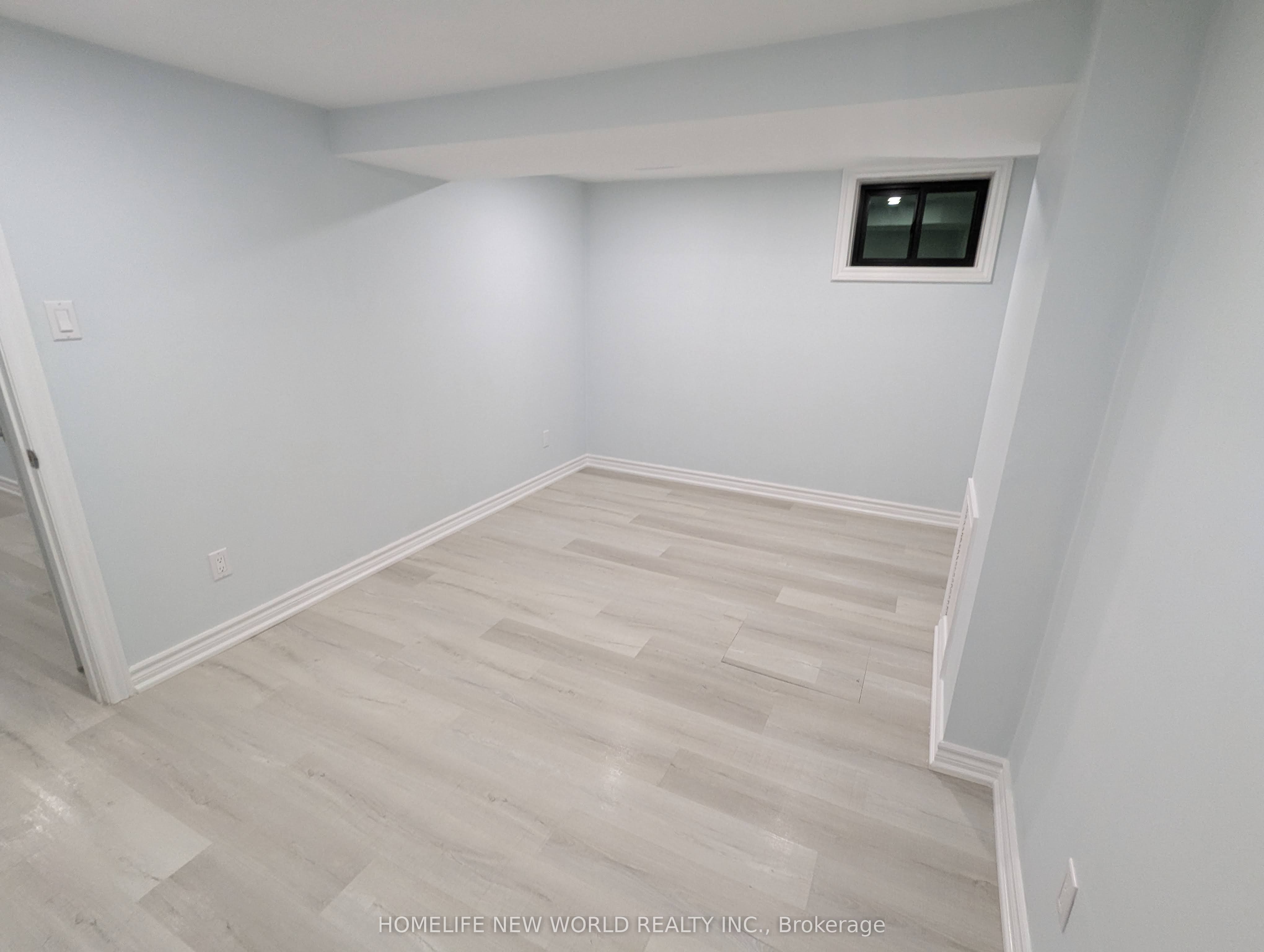 90 Oakvale Avenue Lower Property Photo 7