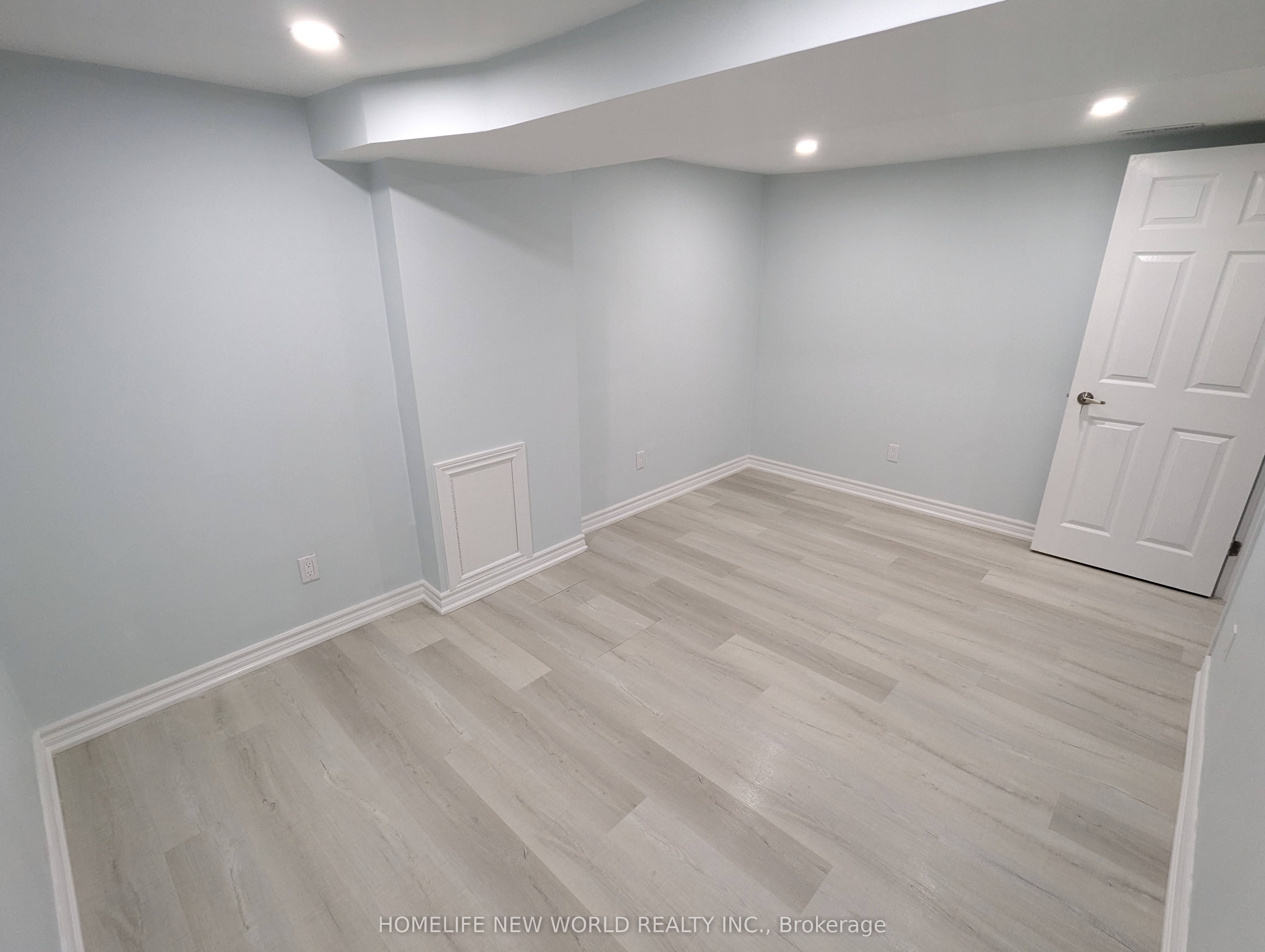 90 Oakvale Avenue Lower Property Photo 8