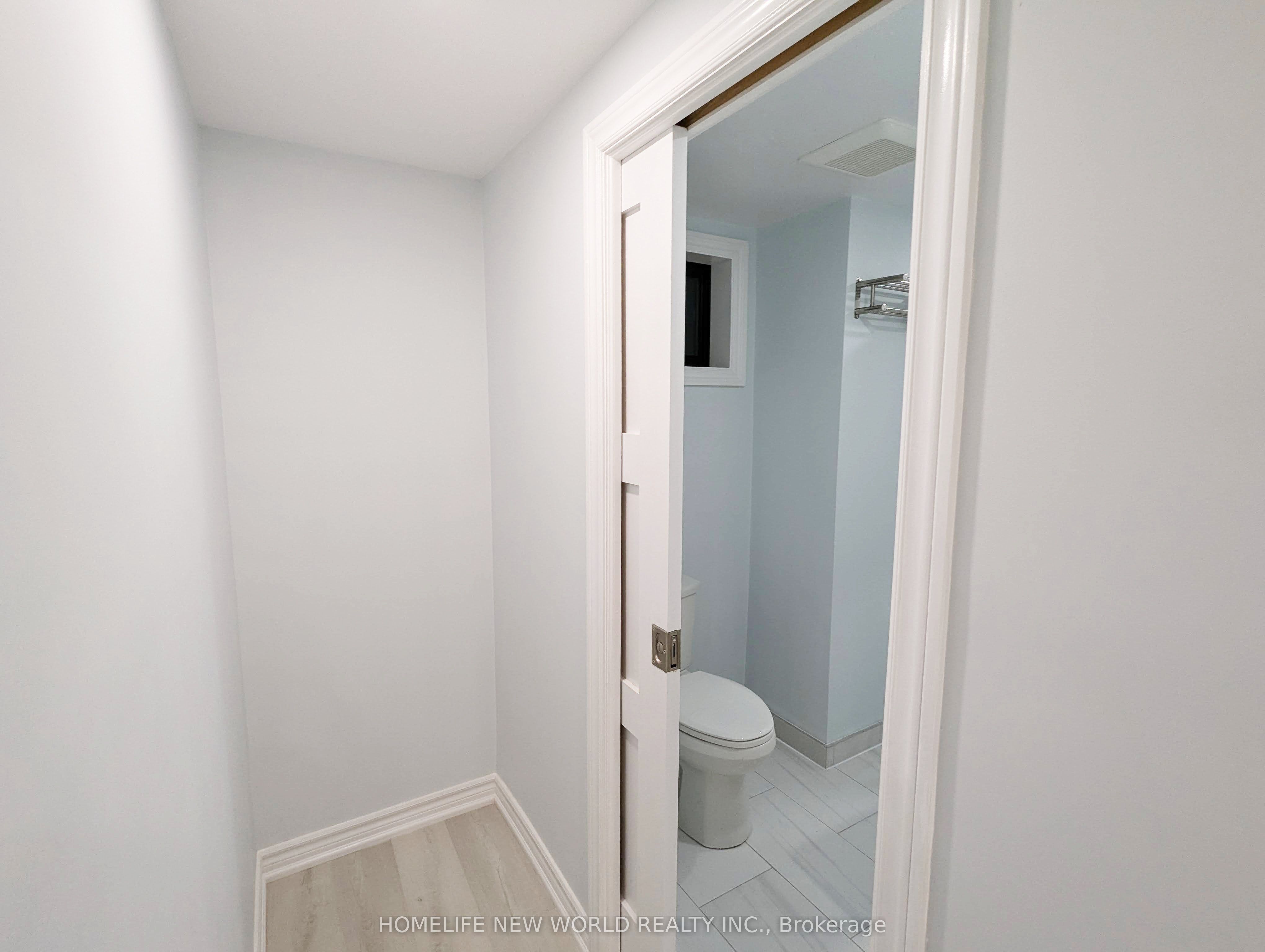 90 Oakvale Avenue Lower Property Photo 12