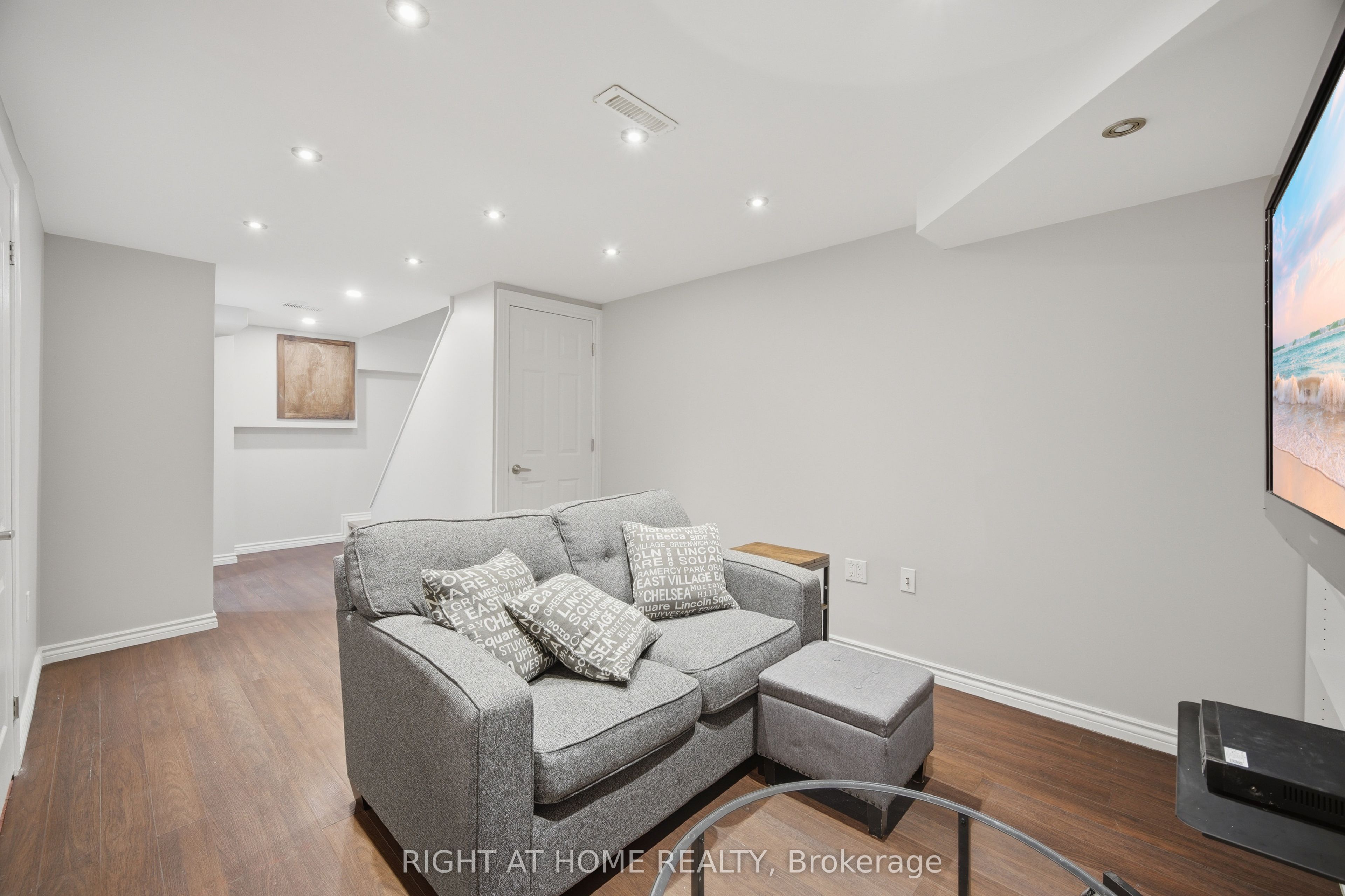 21 Dobson Drive Property Photo 31
