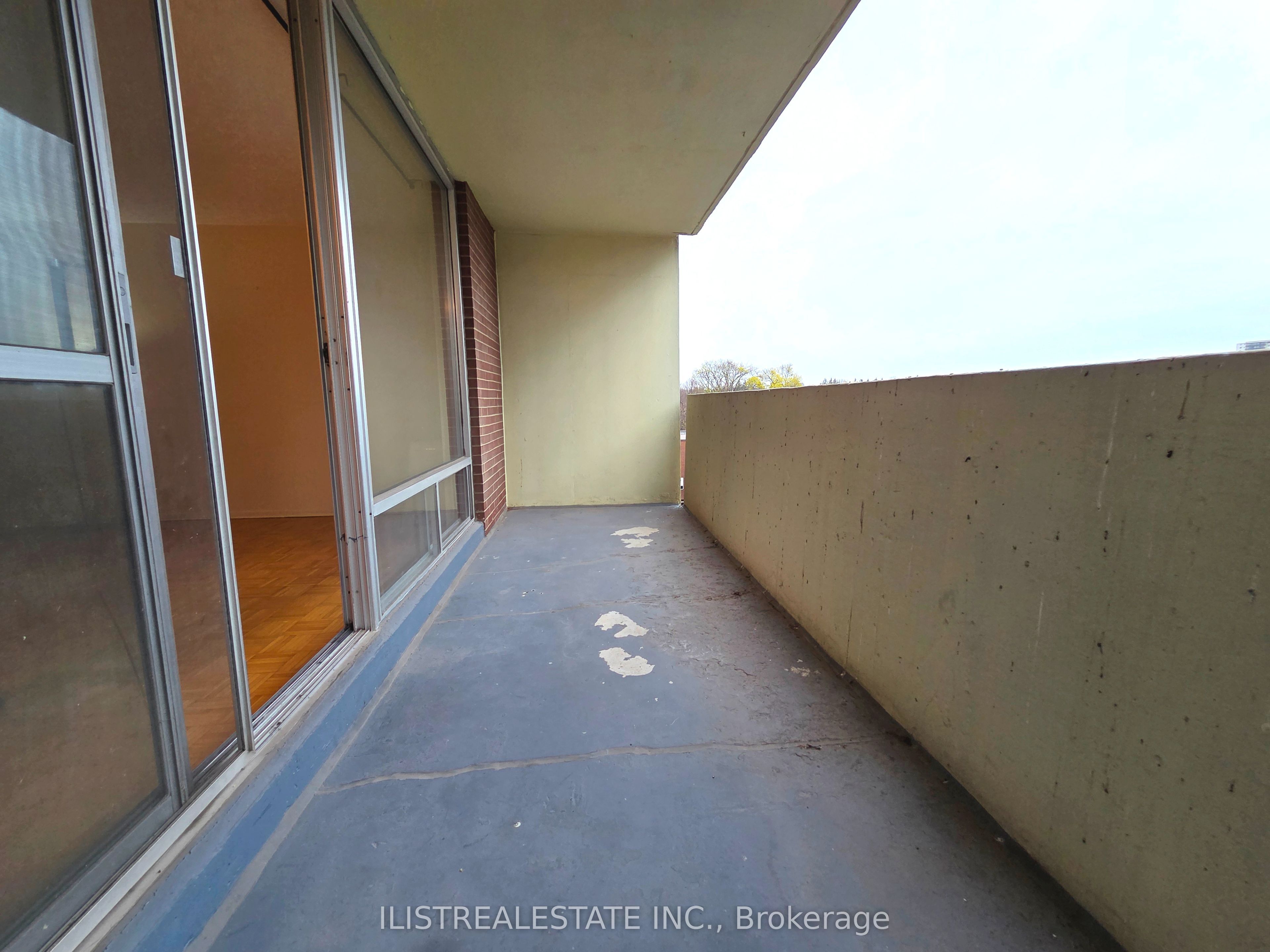 5 Massey Square 407 Property Photo 12