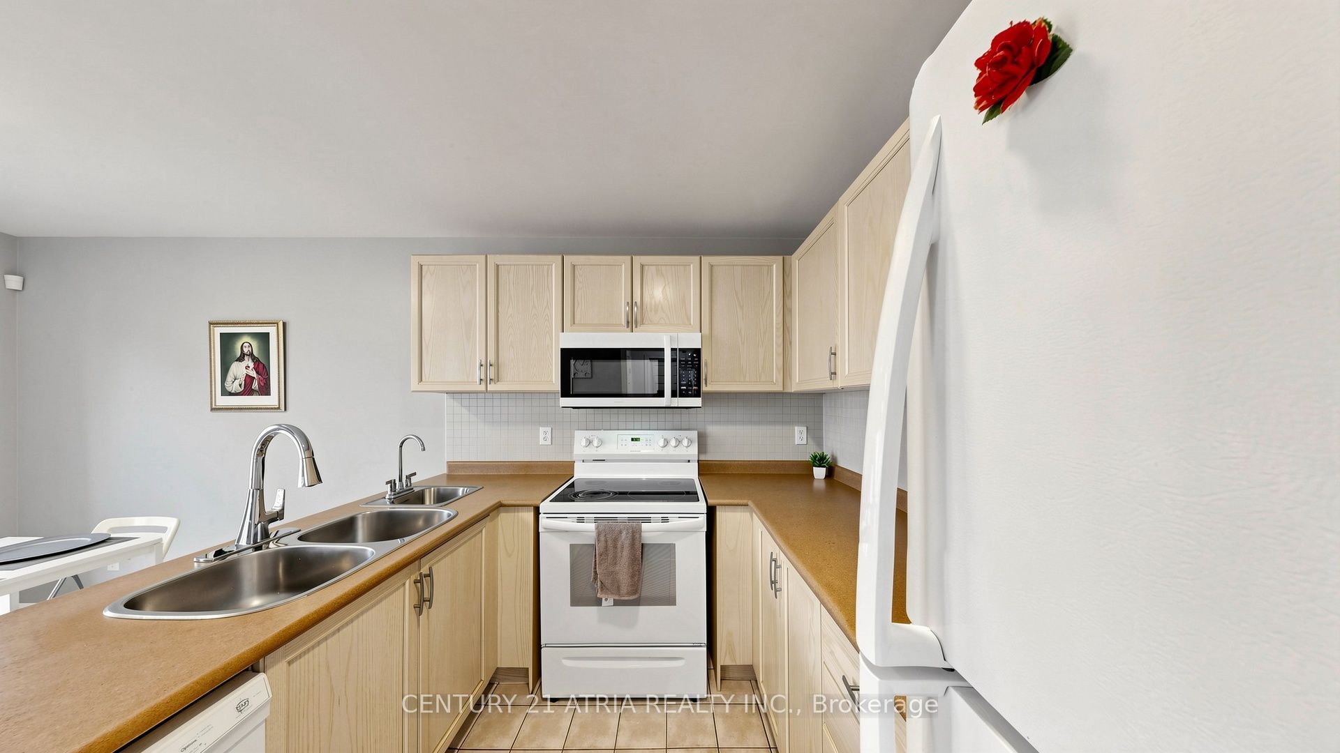 102 Huntington Crescent Property Photo 12