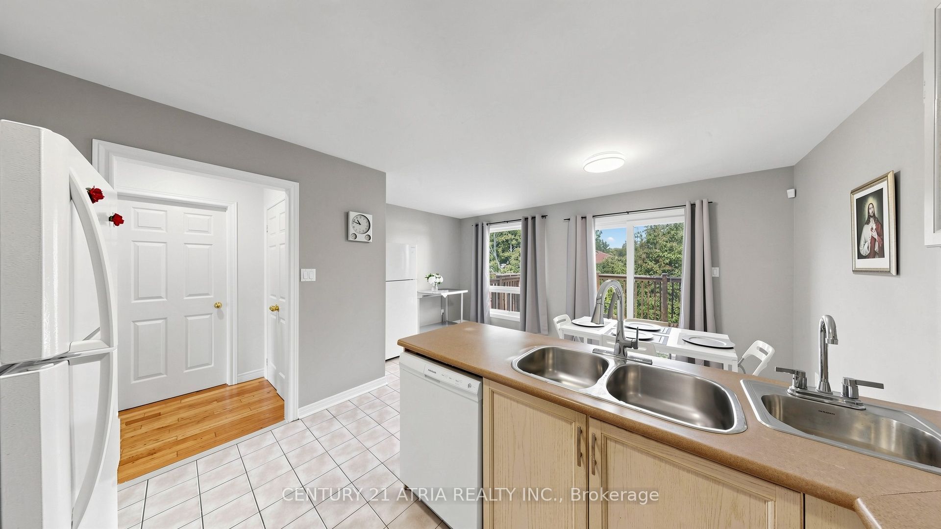 102 Huntington Crescent Property Photo 13