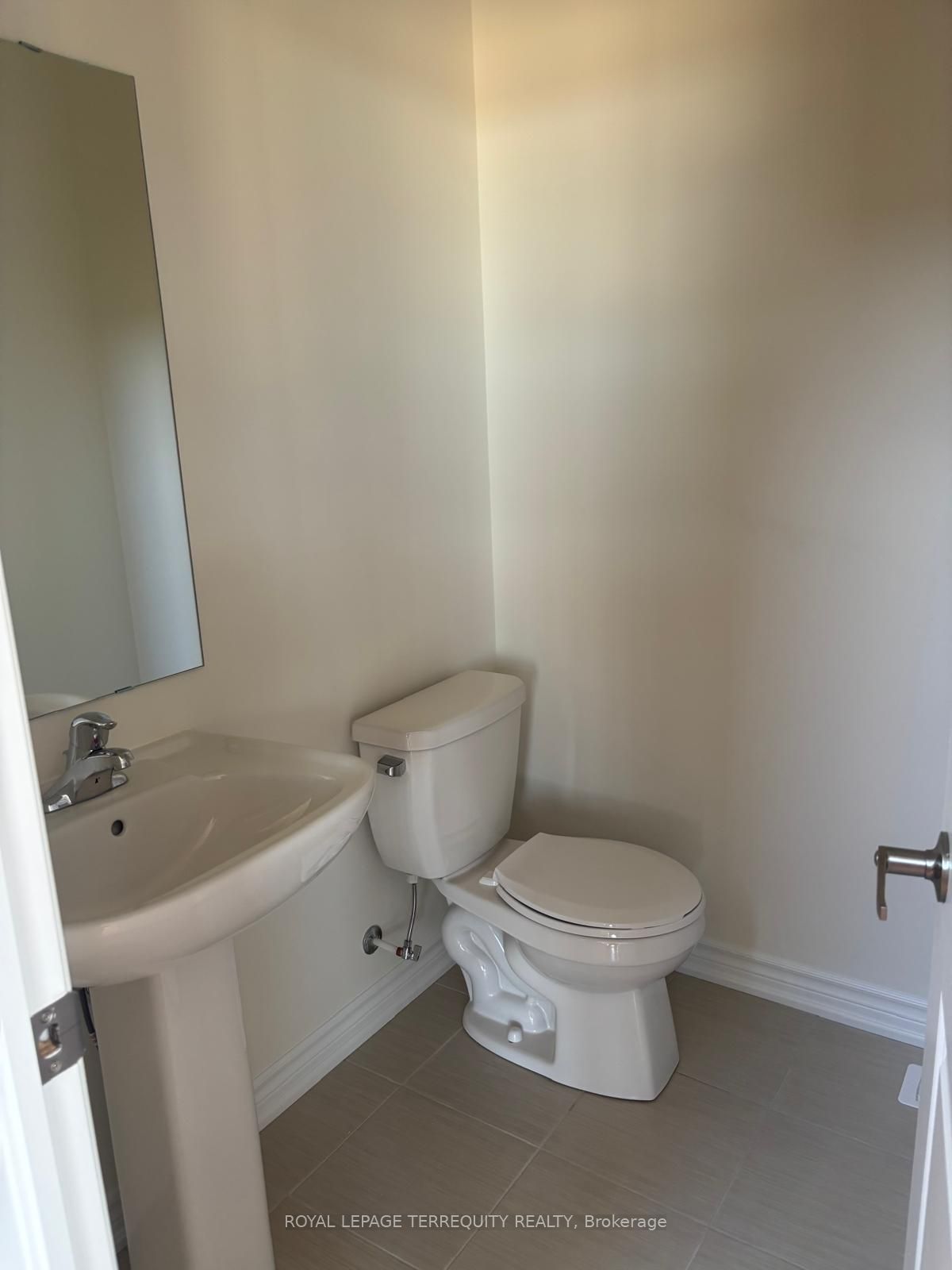 2540 Hibiscus Drive Property Photo 20