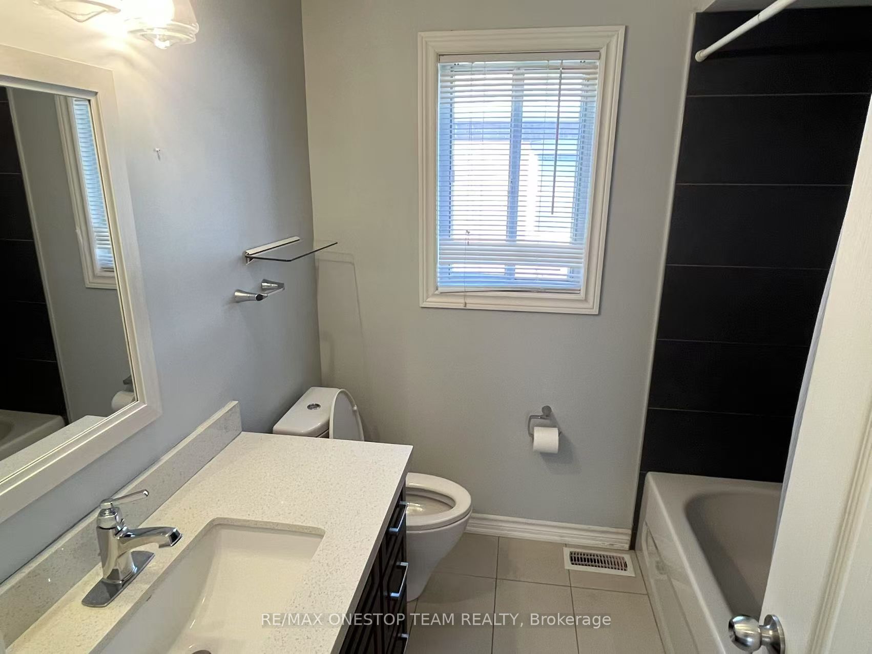 936 Pharmacy Avenue Property Photo 10