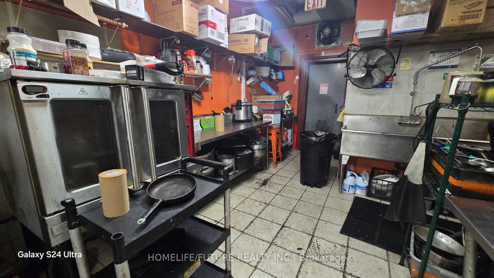 1211 Kingston Road 14b Property Photo 10