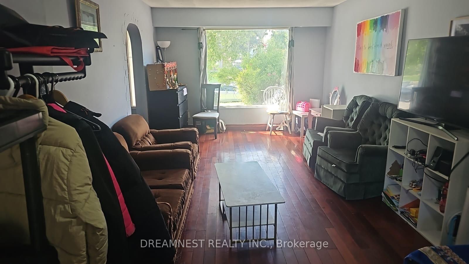 59 Coxworth Crescent Property Photo 4