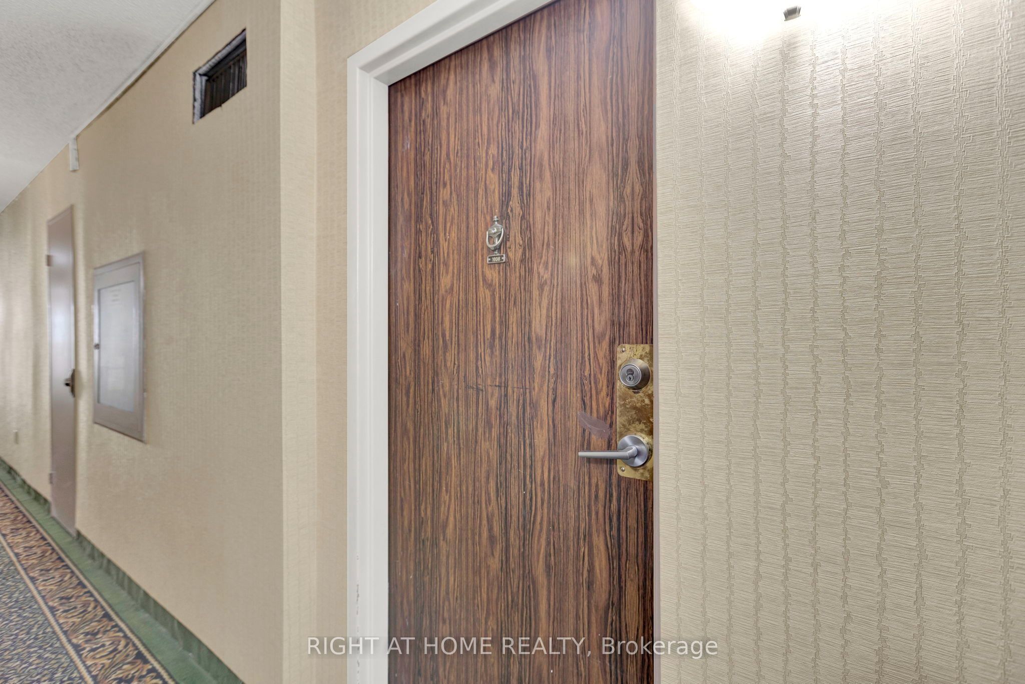 100 Prudential Drive 1608 Property Photo 3