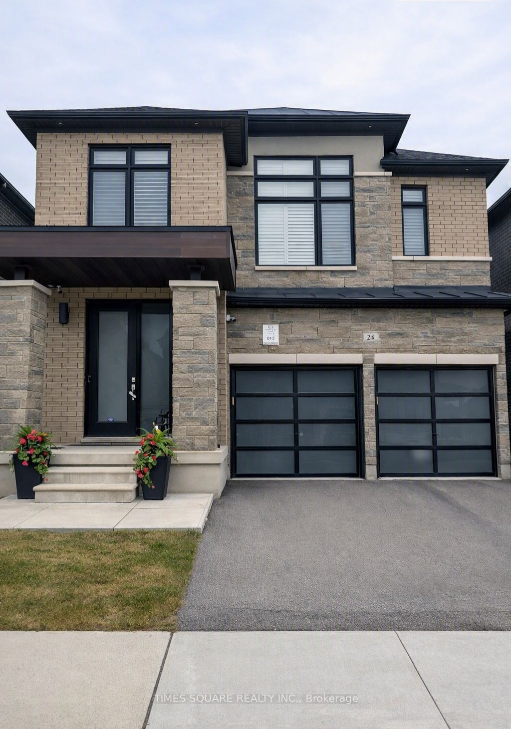24 Walter Clifford Nesbitt Drive Property Photo 1