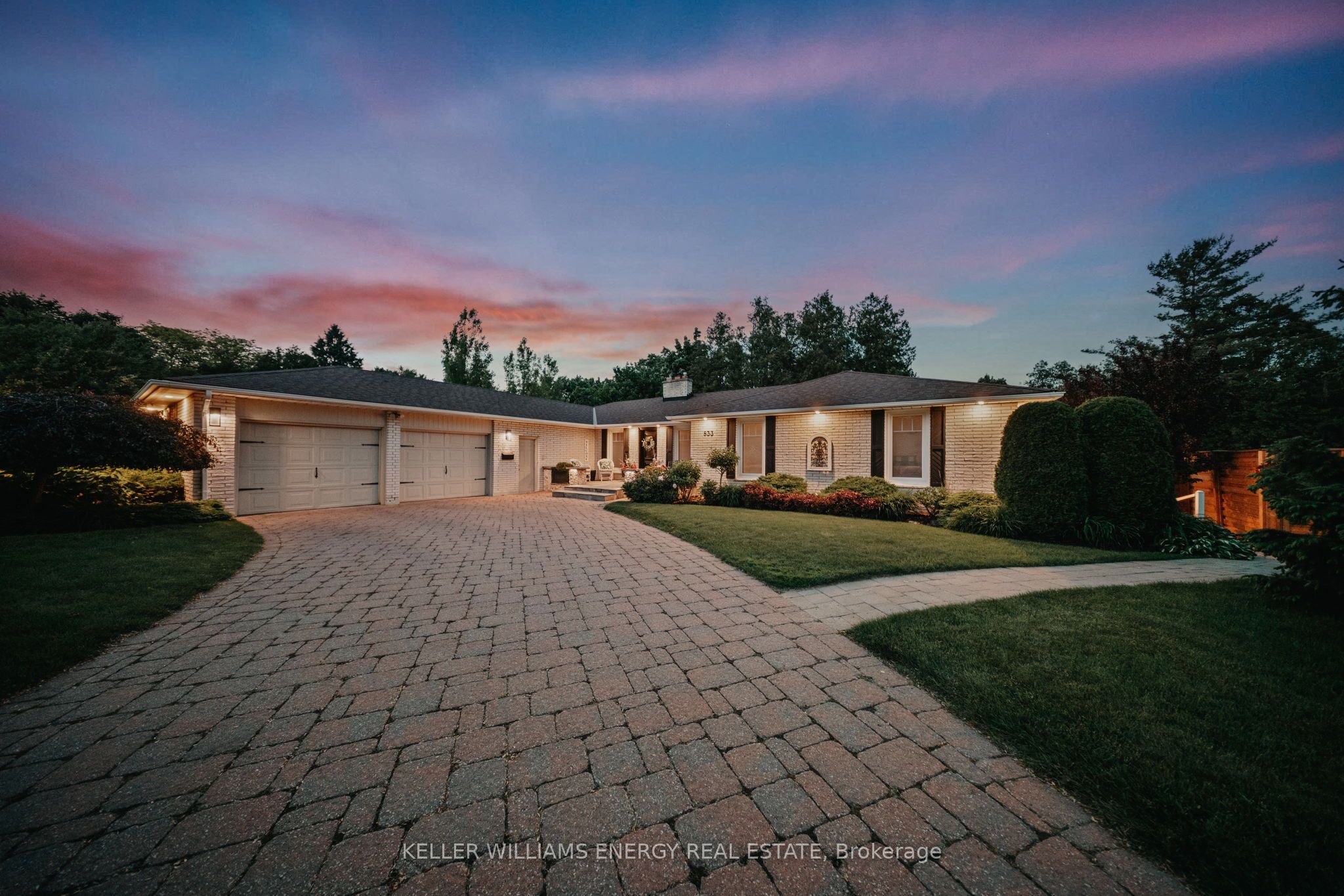 833 Glenmanor Drive Property Photo 1