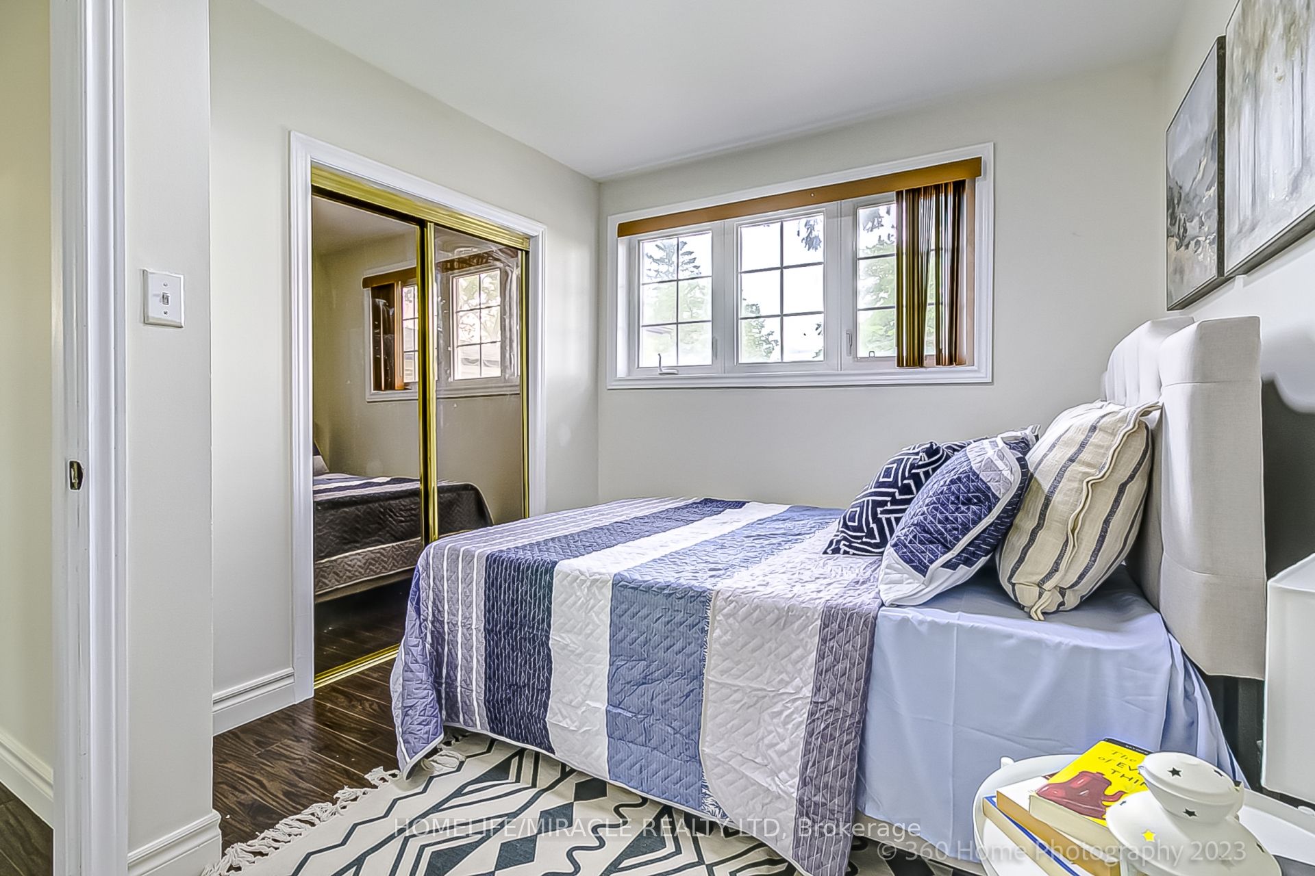 137 Merkley Square Property Photo 12