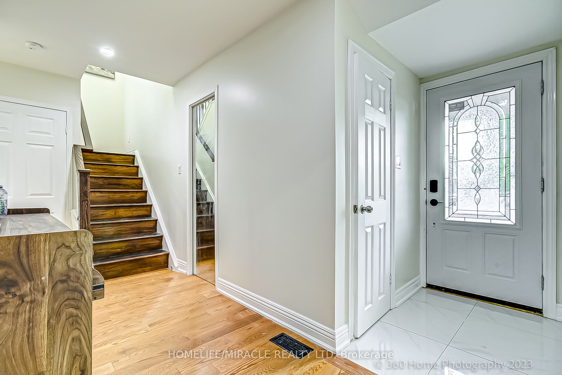 137 Merkley Square Property Photo 18