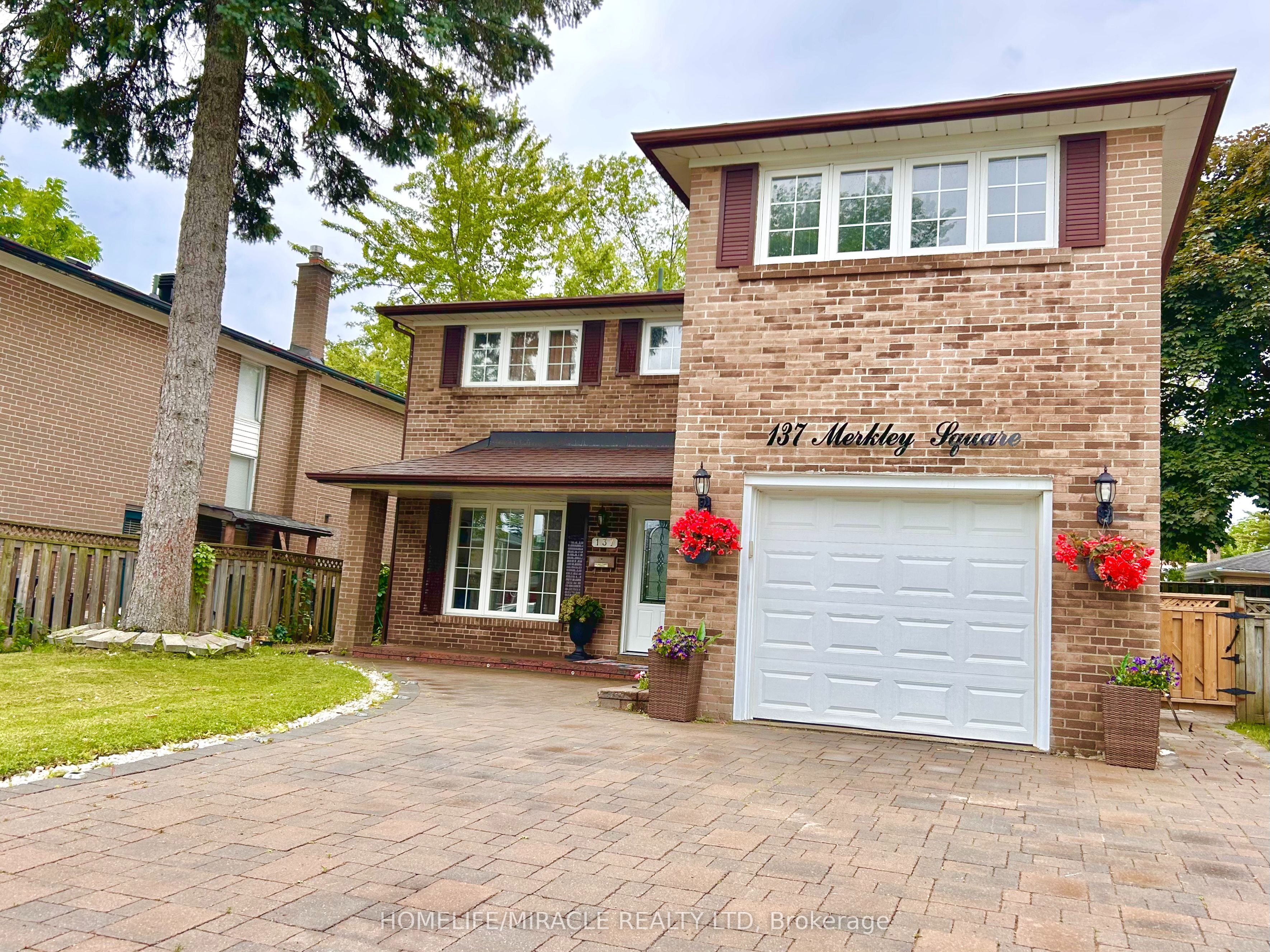 137 Merkley Square Property Photo 36