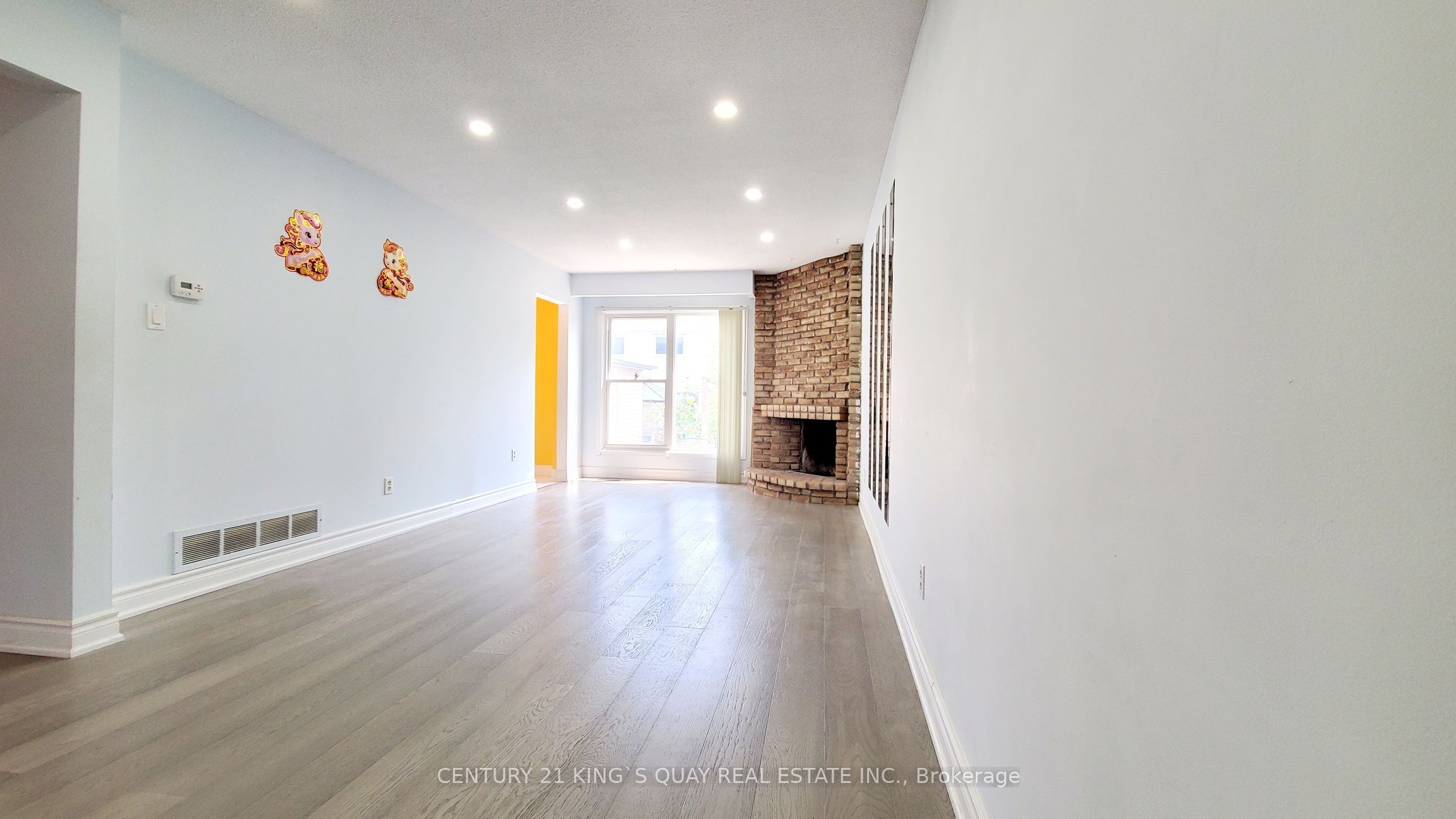 51 Carolbreen Square Property Photo 5