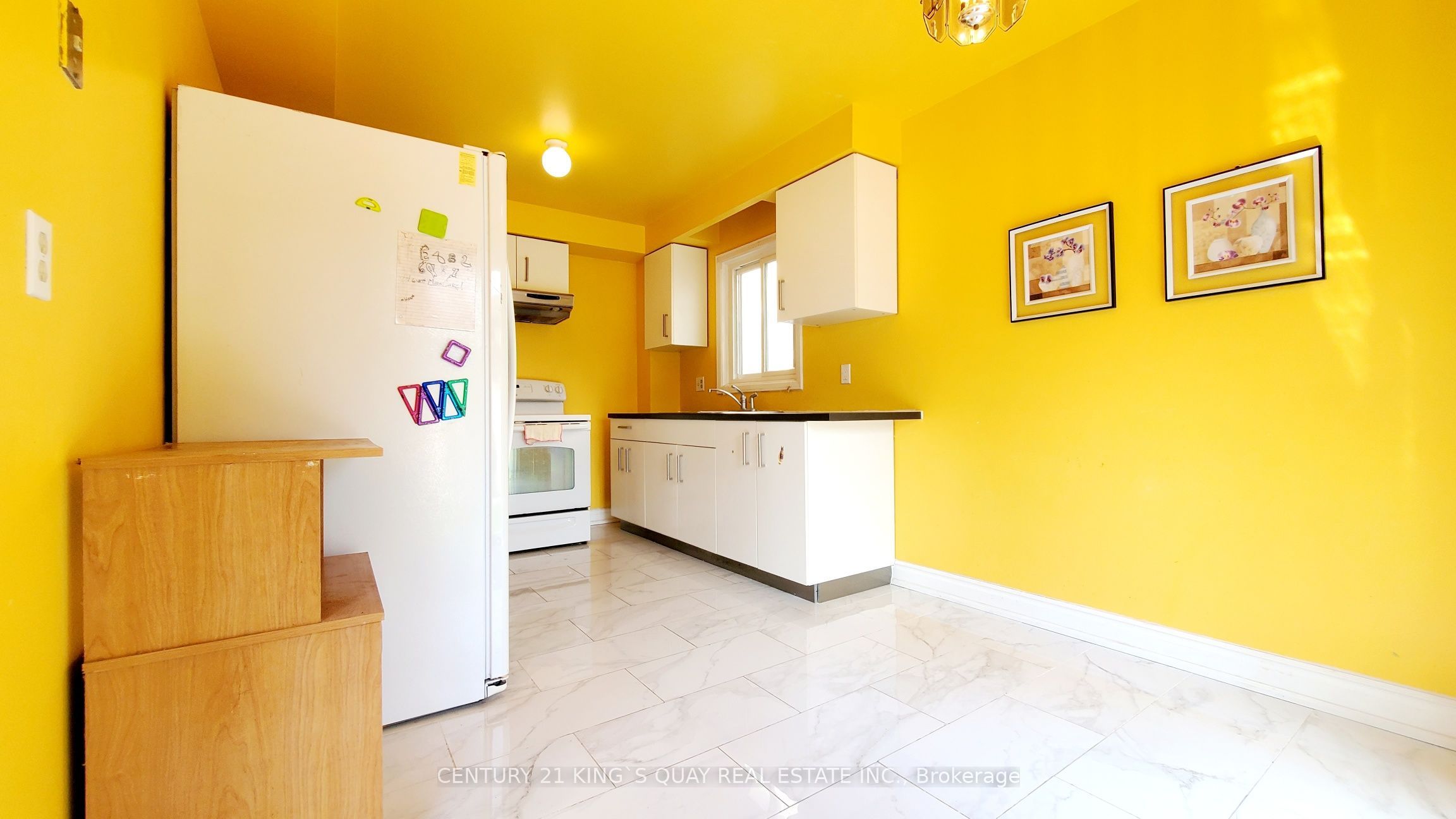 51 Carolbreen Square Property Photo 9