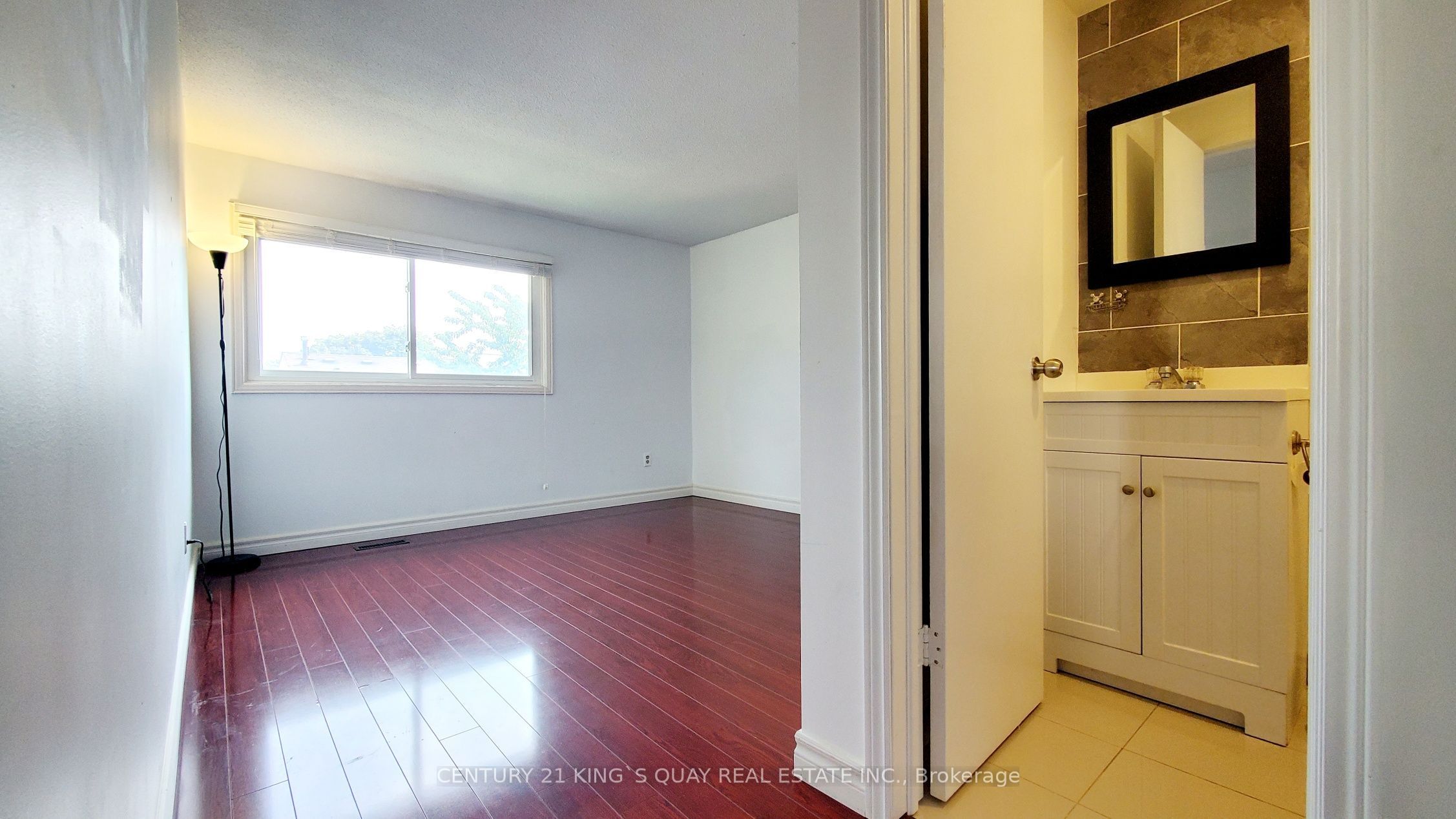51 Carolbreen Square Property Photo 11