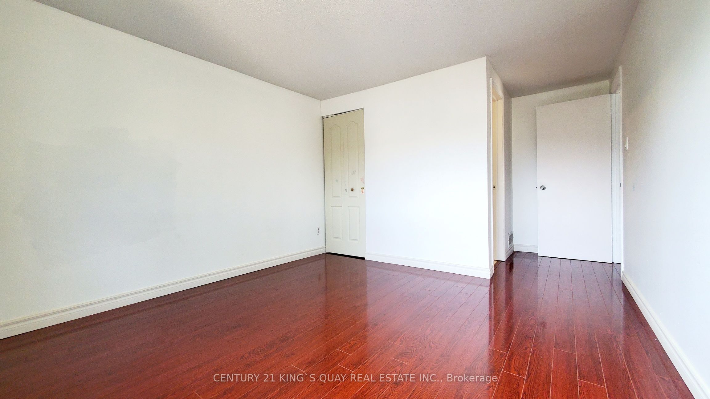 51 Carolbreen Square Property Photo 12