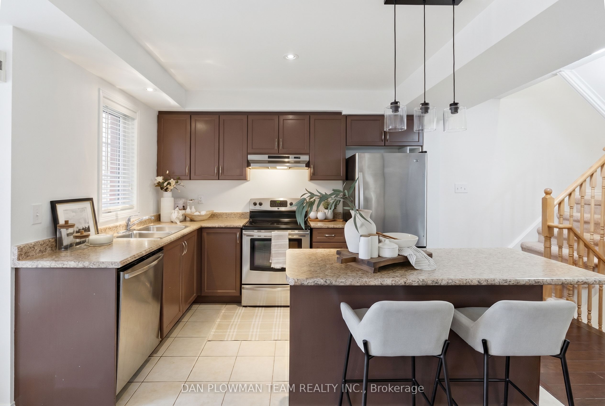23 Blunden Road Property Photo 10