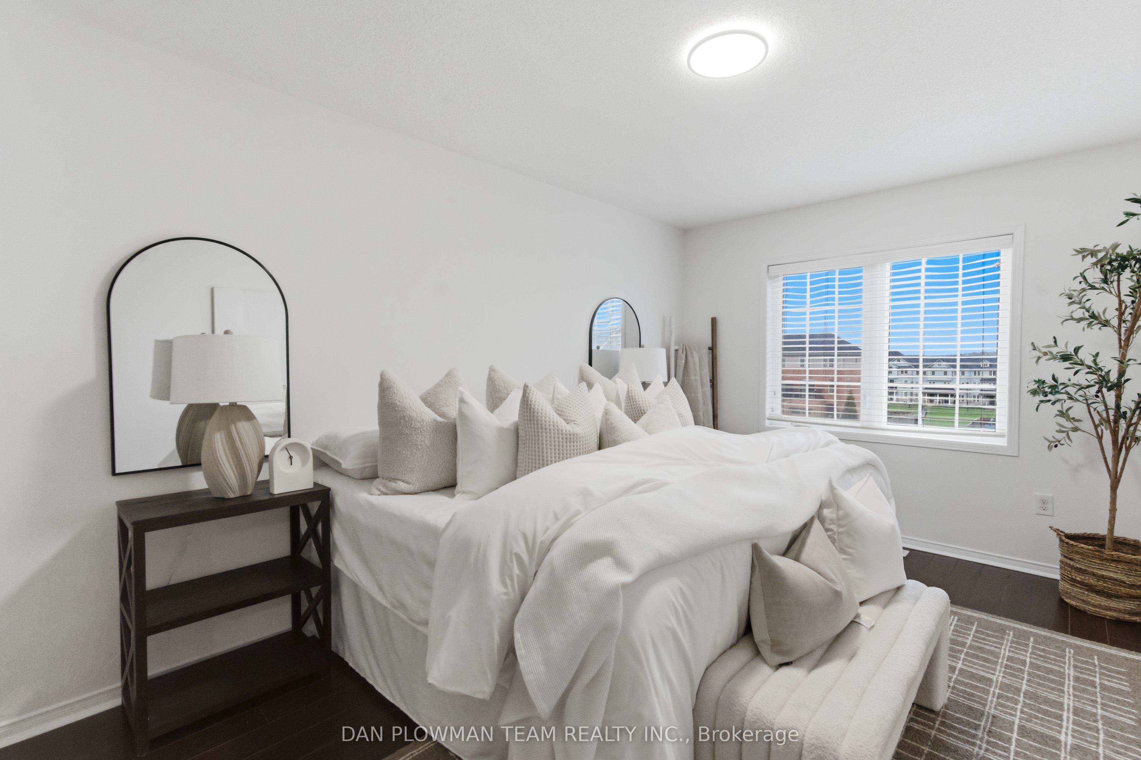 23 Blunden Road Property Photo 19
