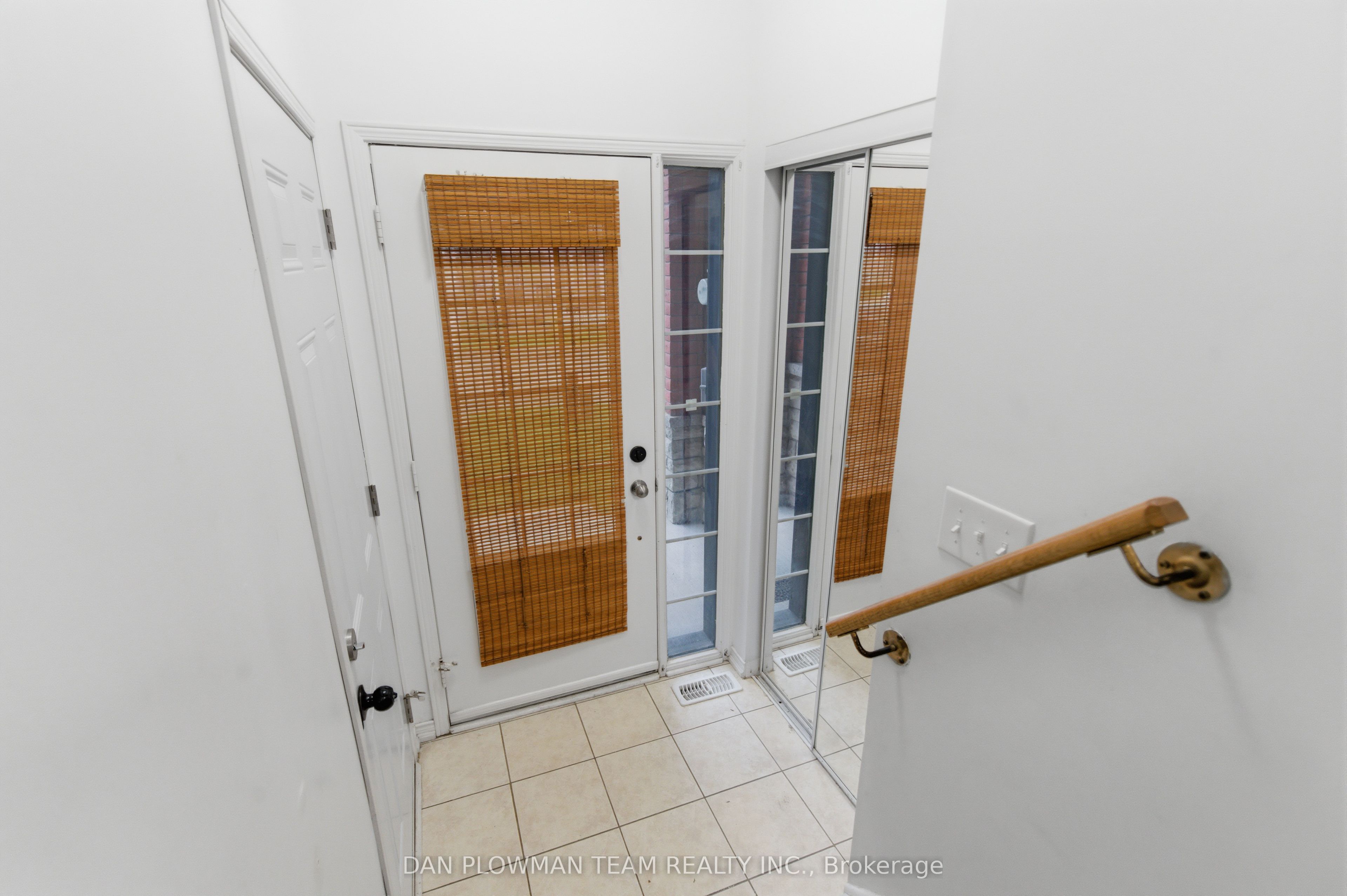 23 Blunden Road Property Photo 26