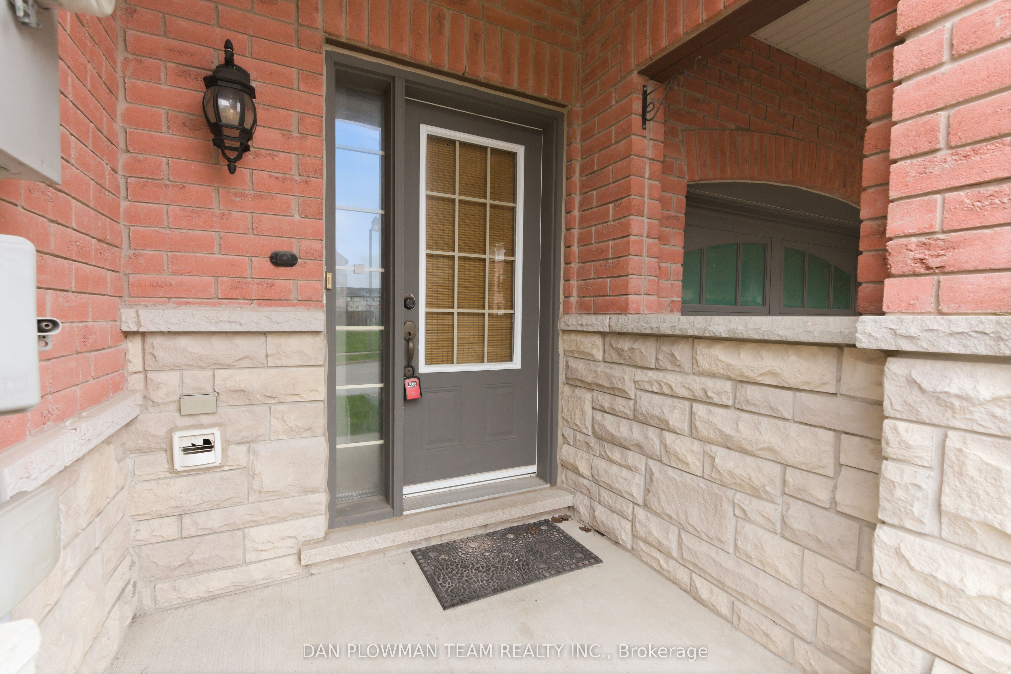 23 Blunden Road Property Photo 27